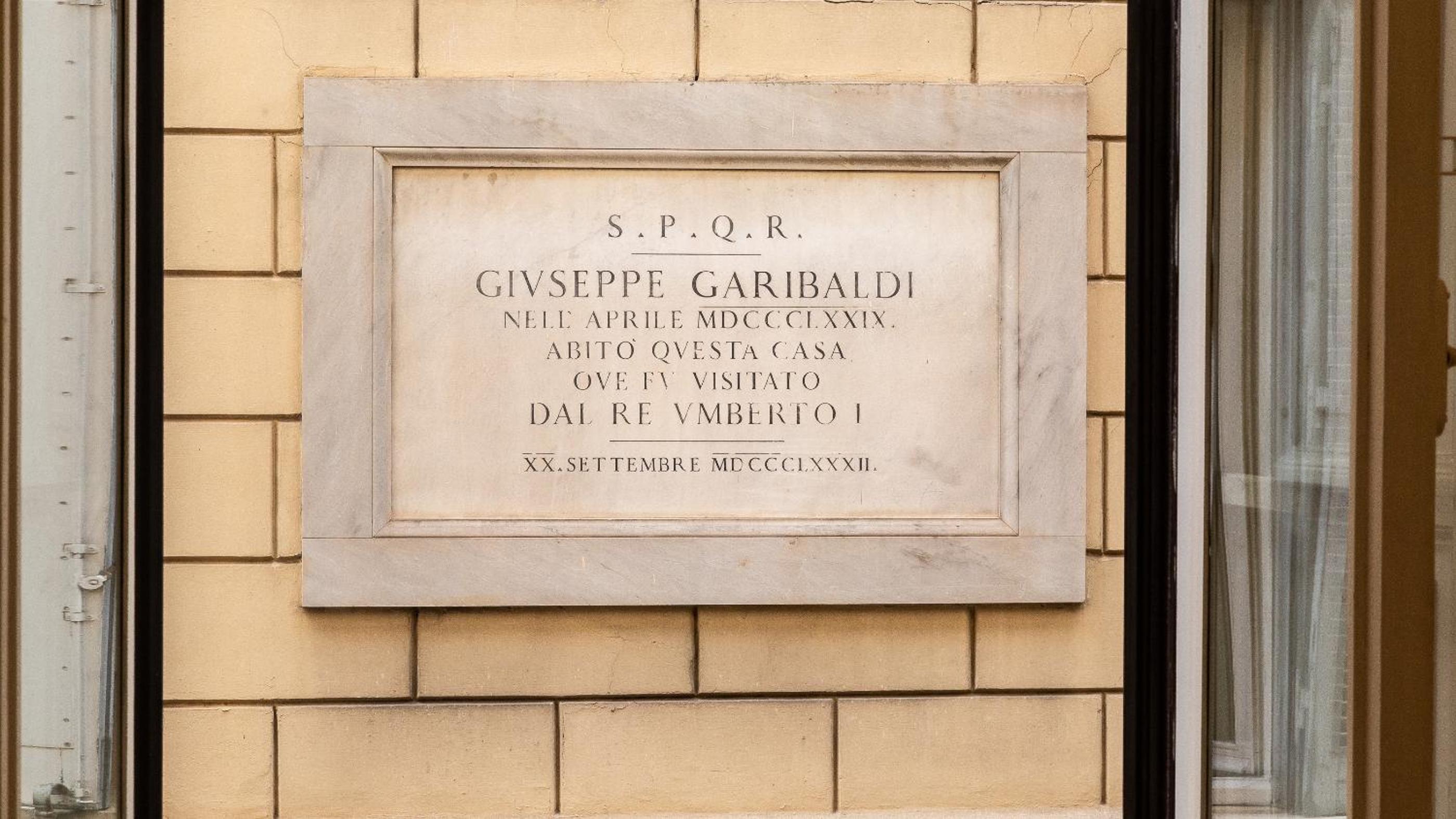 Vittoria Rental in Rome