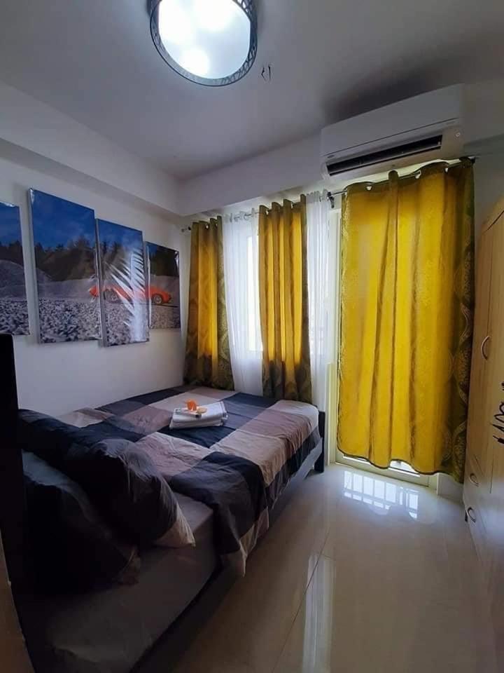 Sithonia Suite, Shore Residences Tower C near MOA view 2
