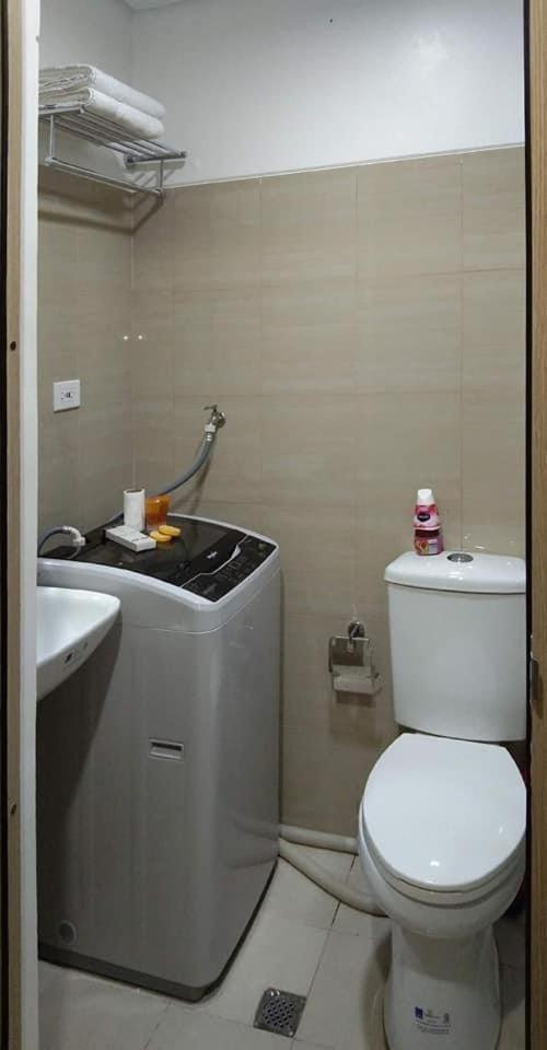 Sithonia Suite, Shore Residences Tower C near MOA view 3