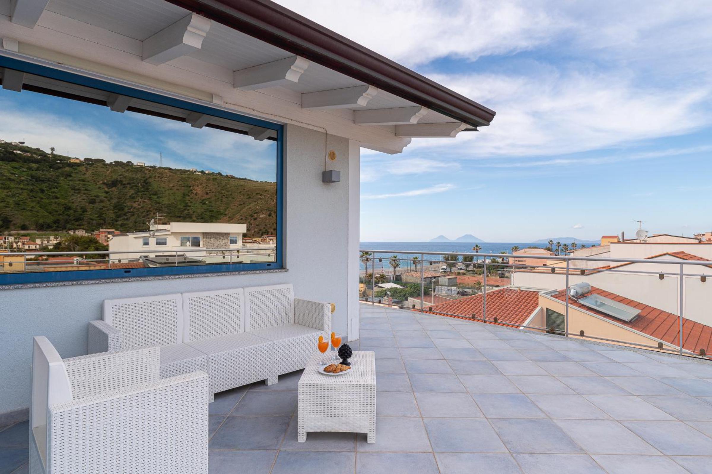 Terraces d'Orlando - Family Apartments with Sea View and Pool