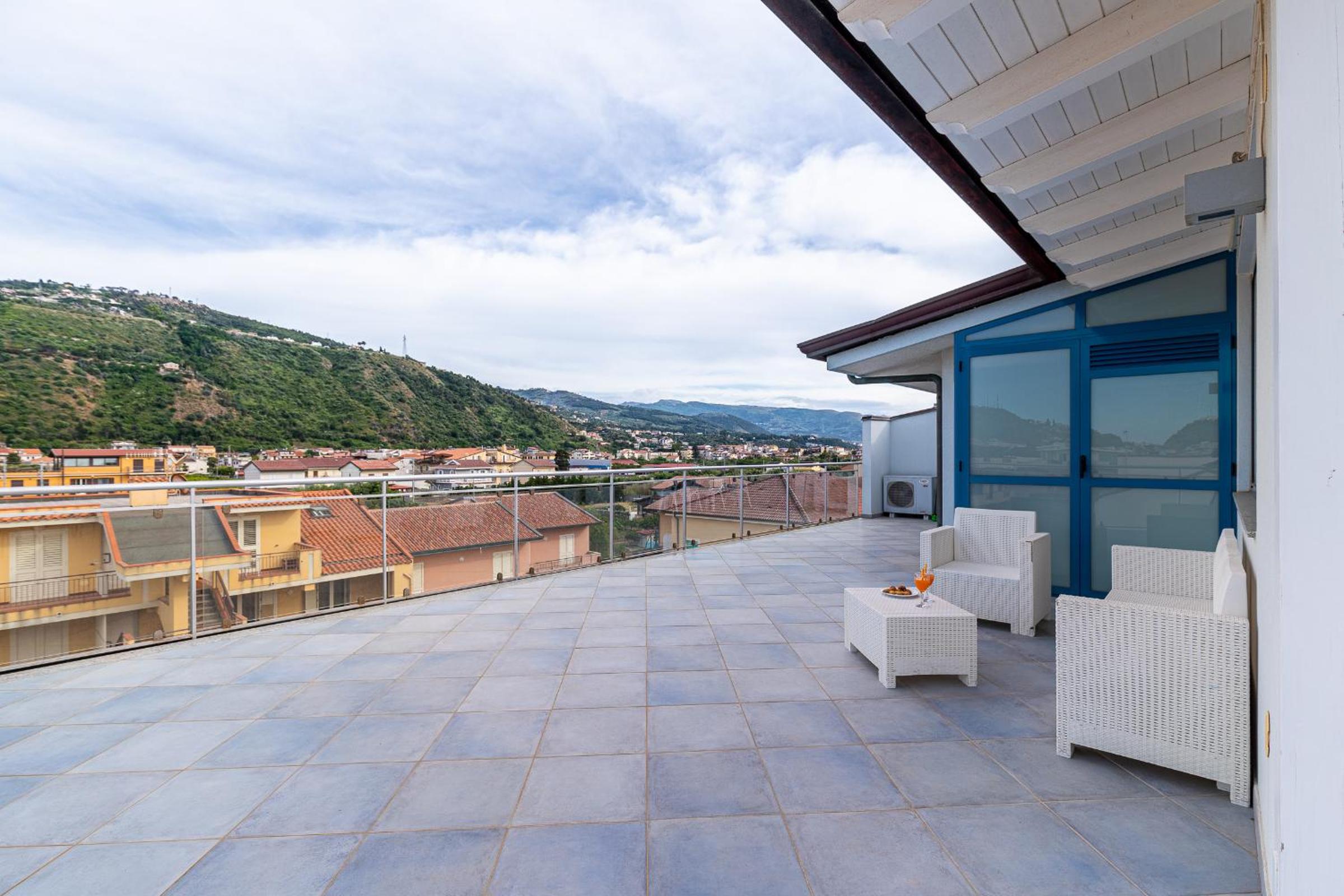 Terraces d'Orlando - Family Apartments with Sea View and Pool