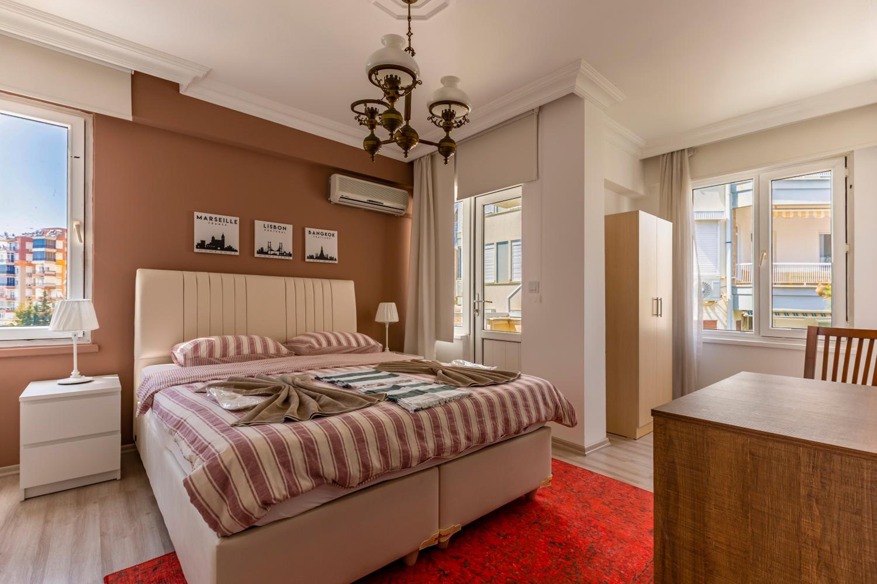 Melissas Suites Lara