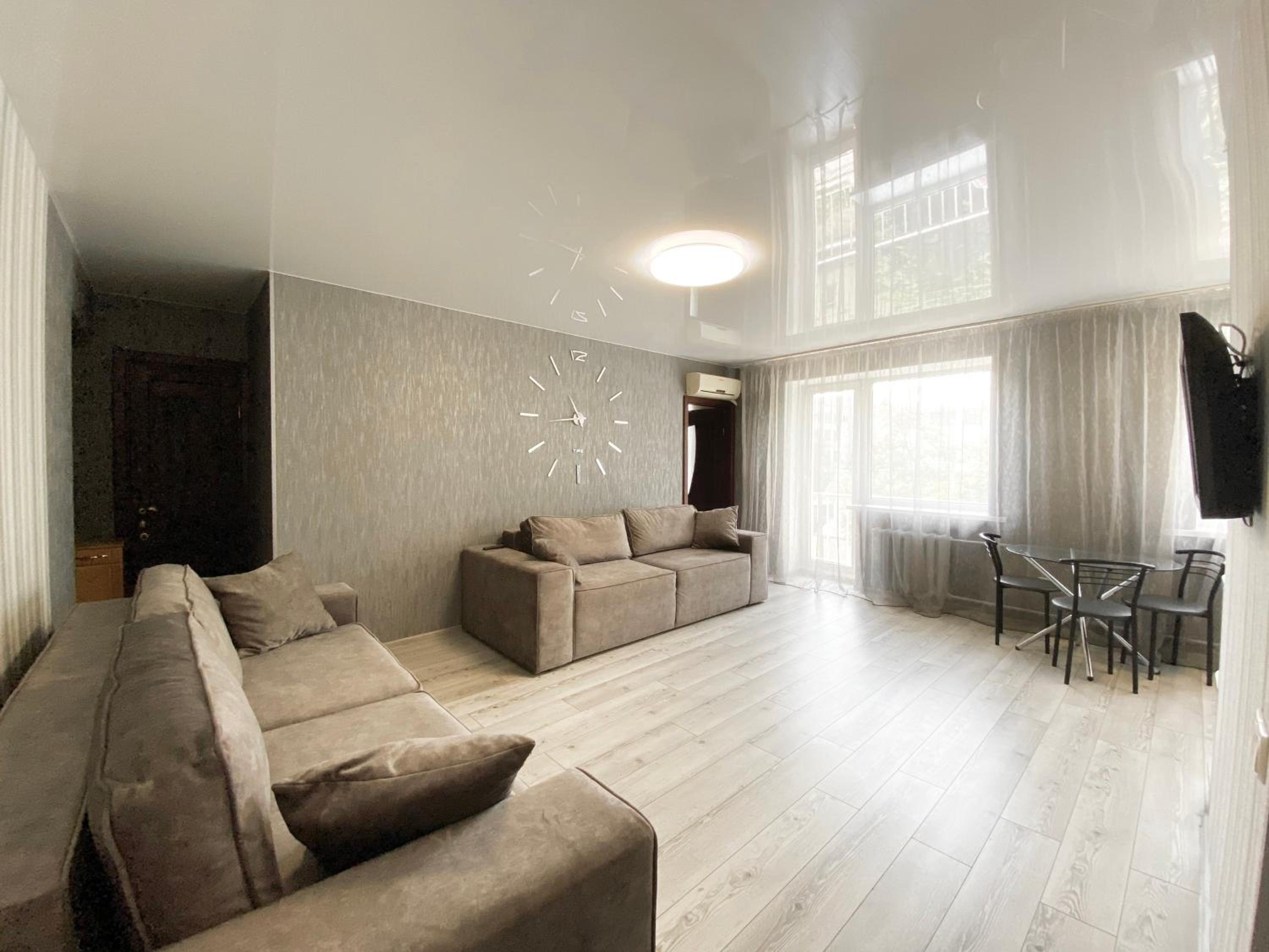 2-bedroom Lux Most City Area Nebereznaya Riv'era view 2