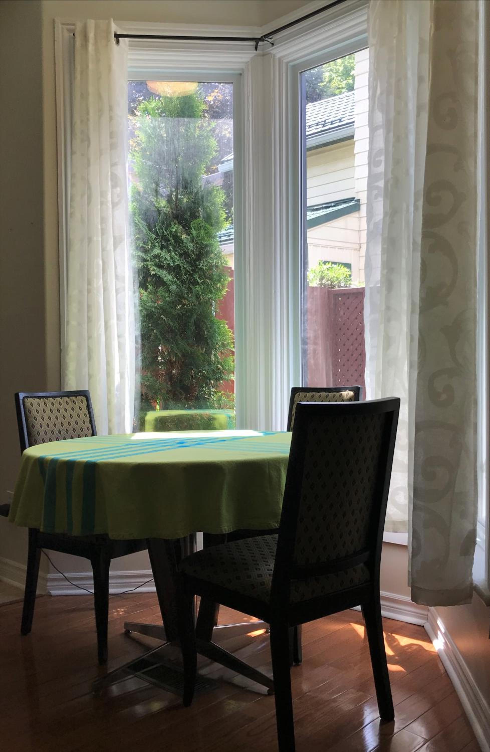 Ellis House Bed & Breakfast