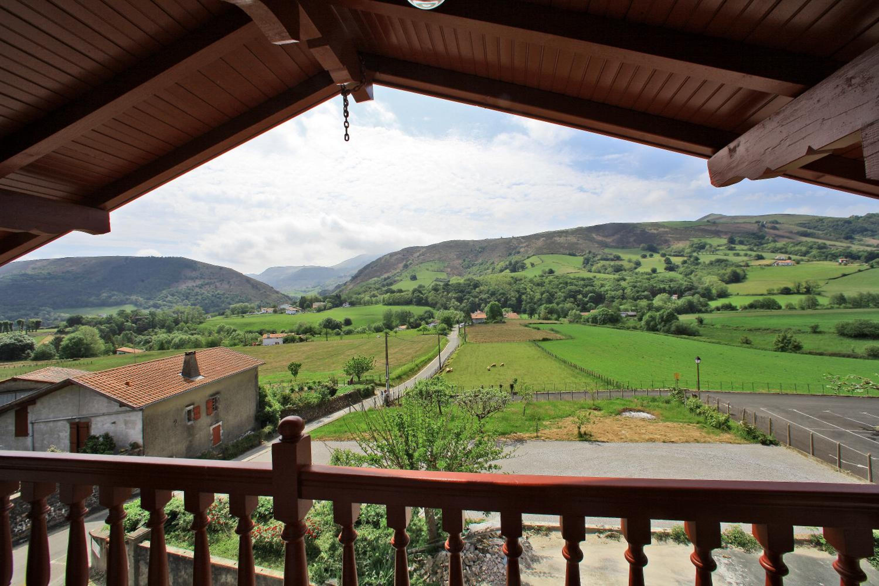 balcony