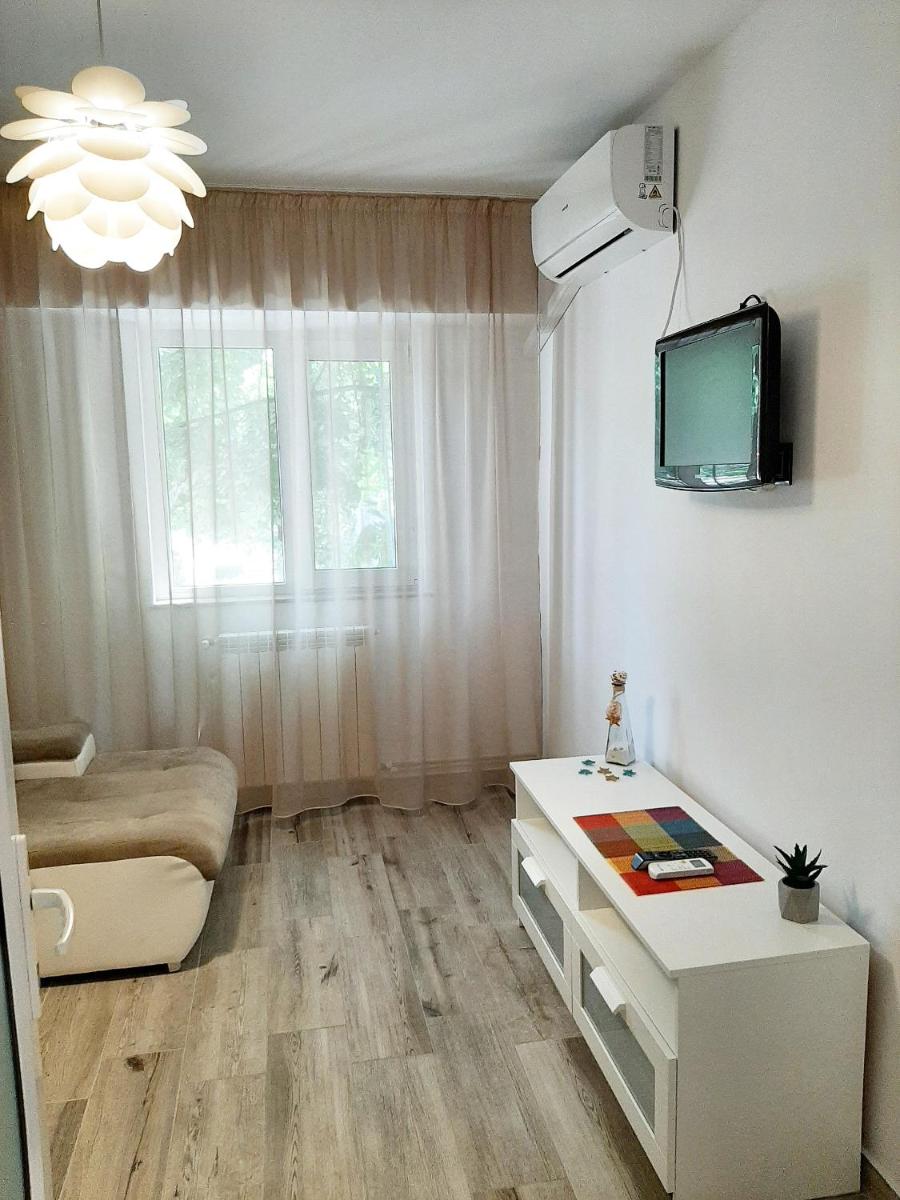 Apartament Cezar Faleza-Nord Constanta-Plaja Reyna