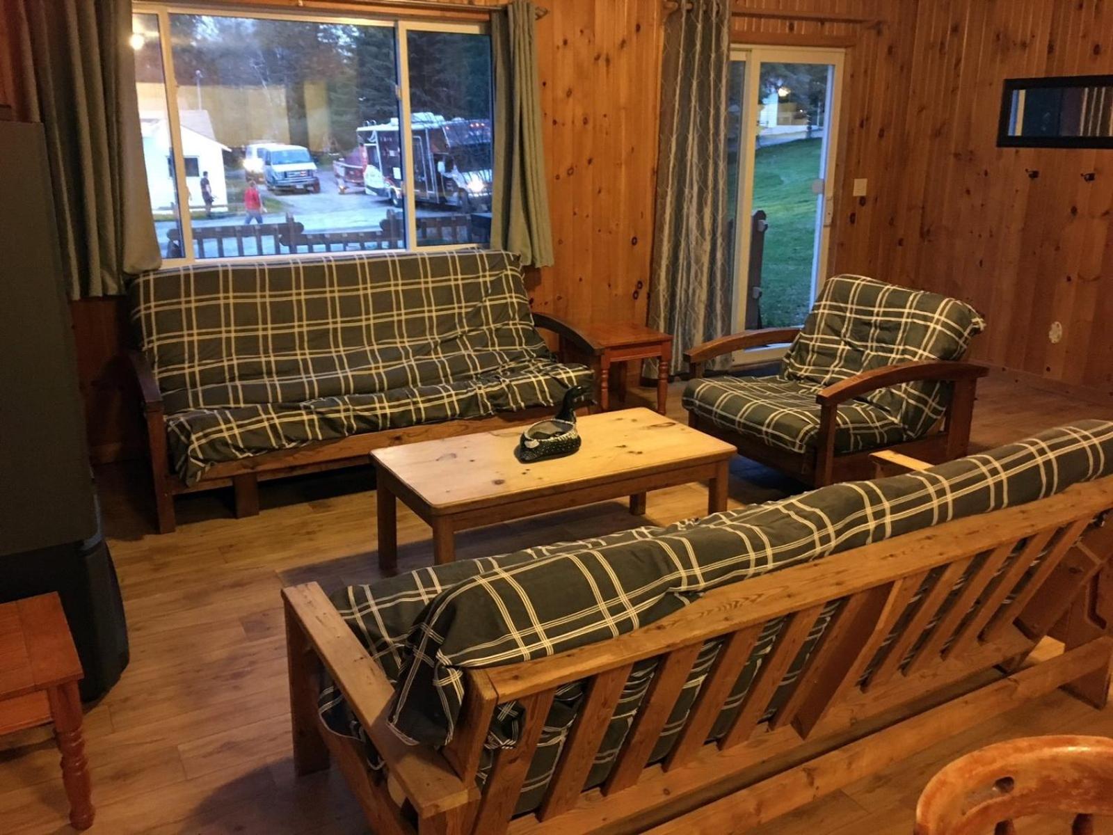 Merland Park Cottages and Motel