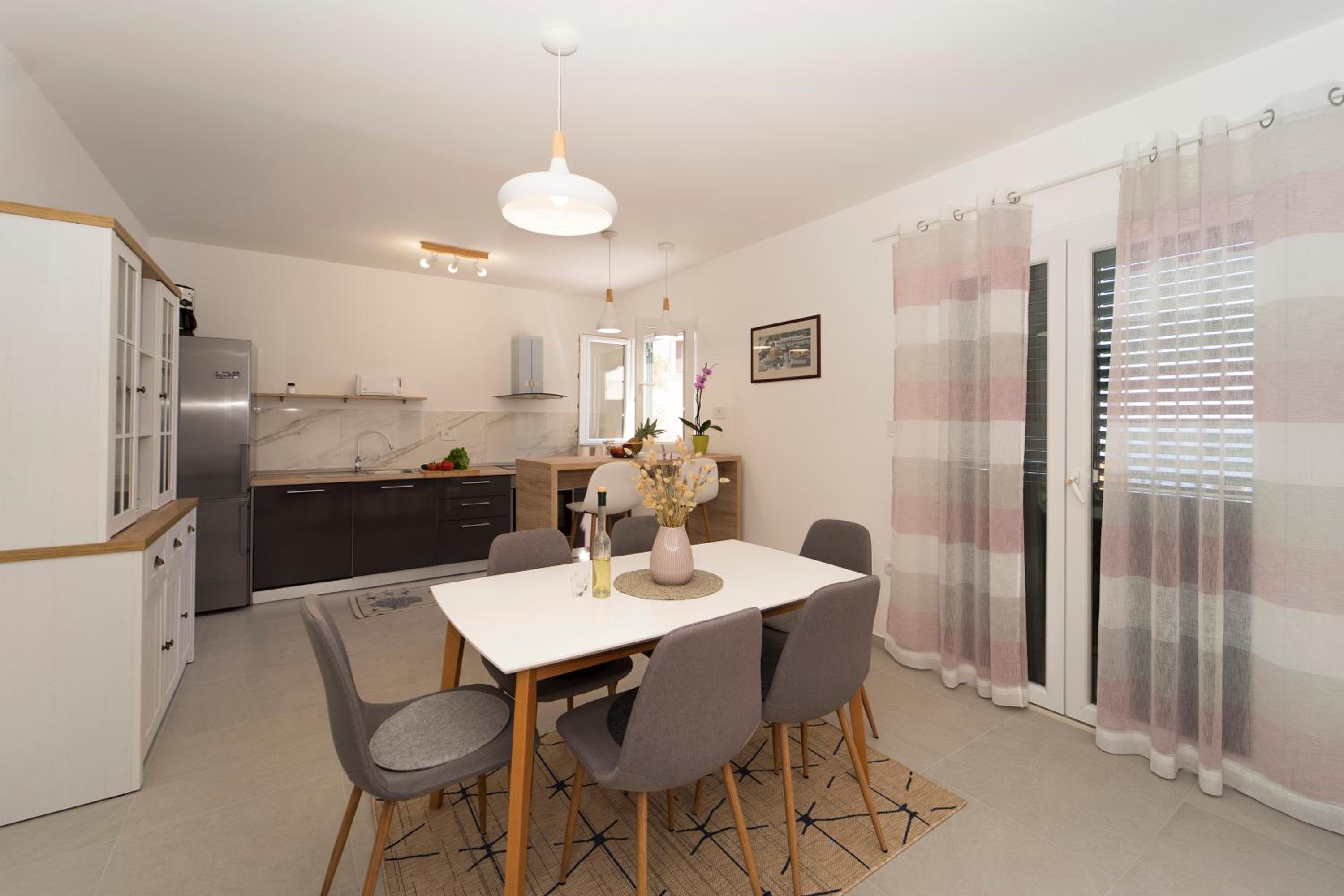 Apartments Bisko