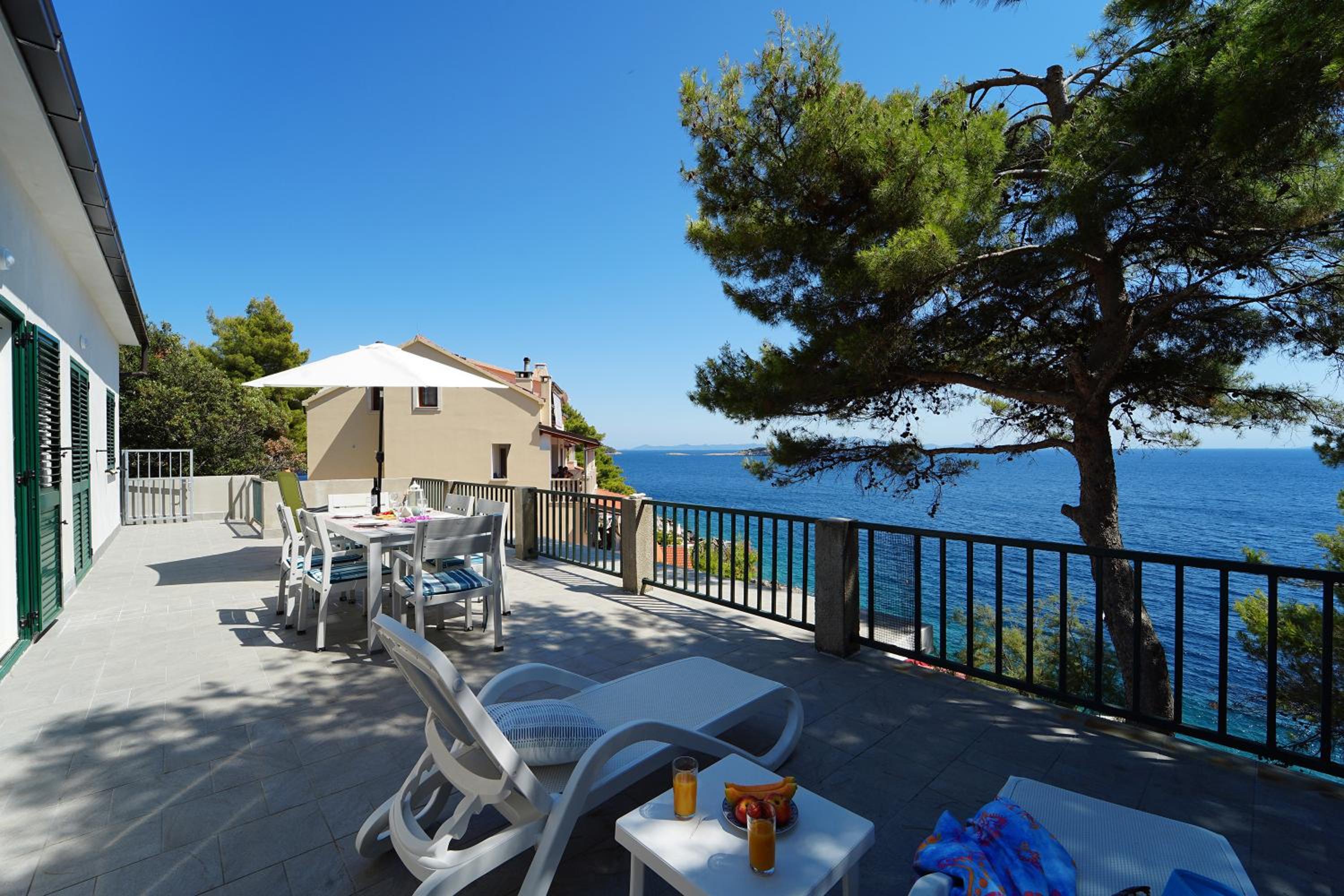 Apartments Bisko