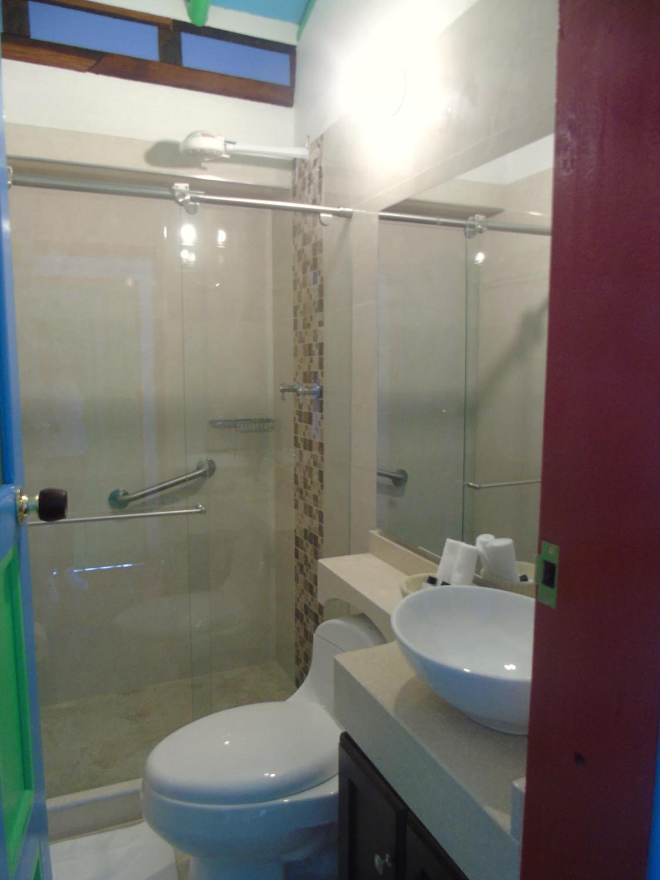 Photo 6