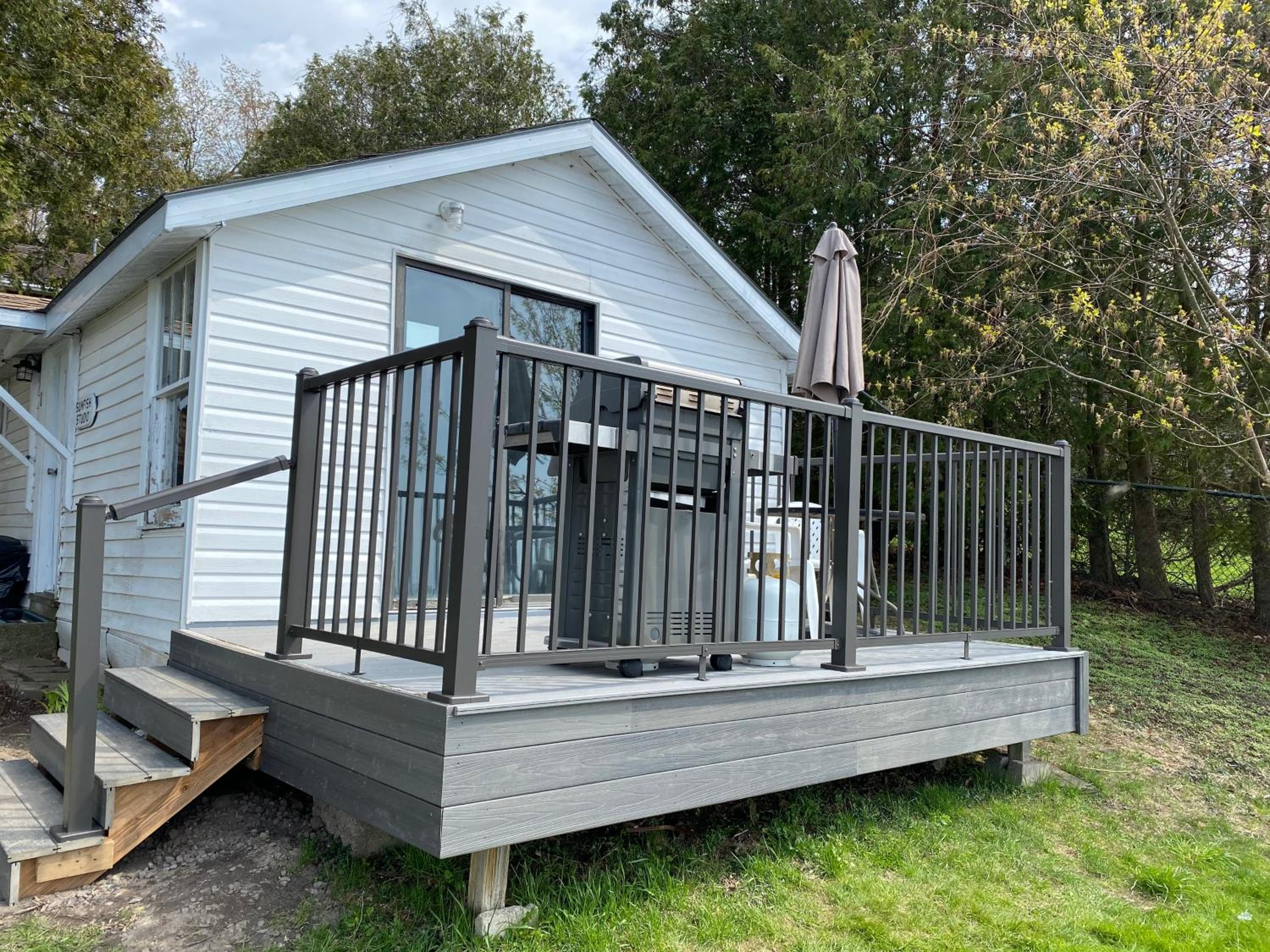 Merland Park Cottages and Motel