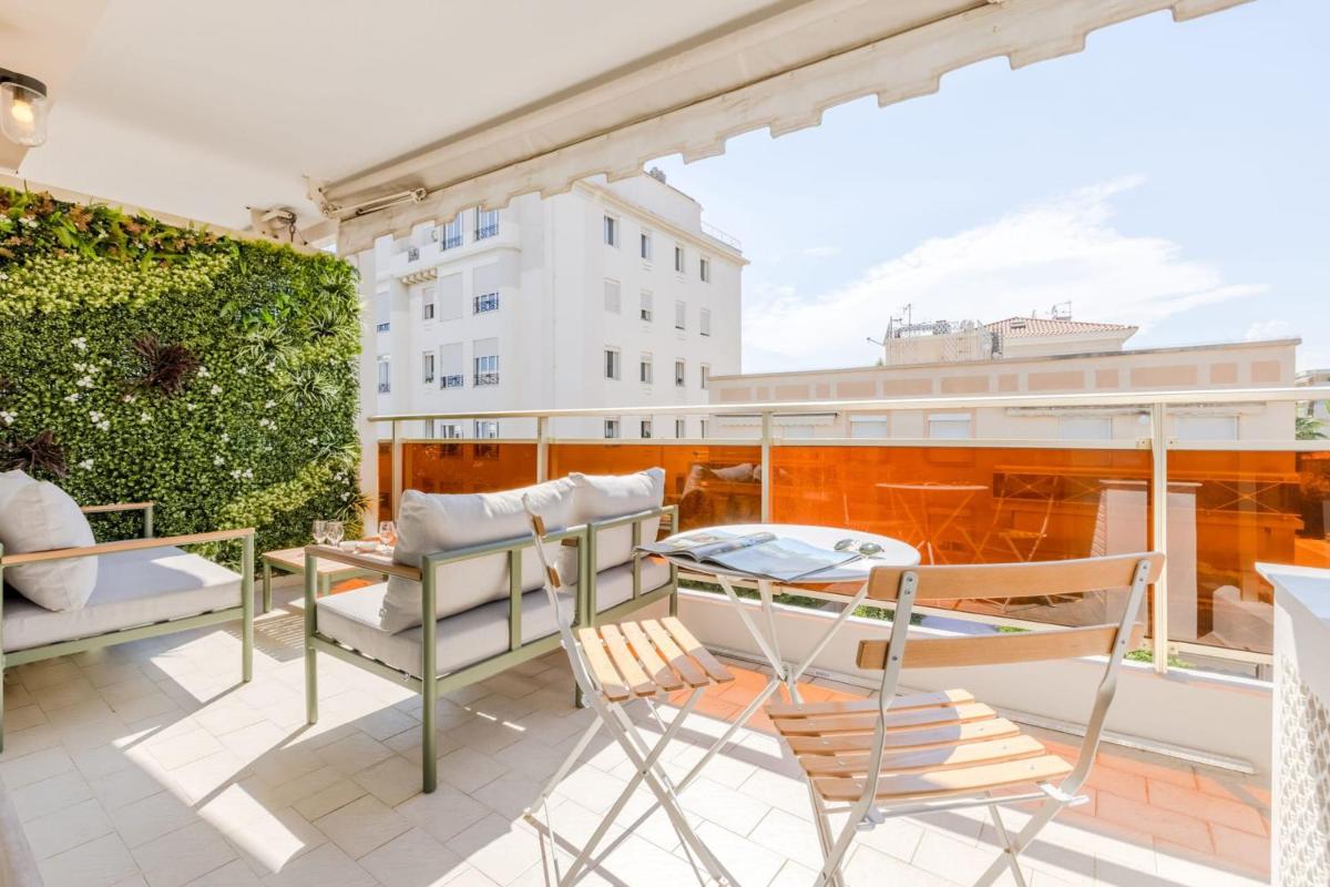 SERRENDY 1-bedroom apartment with terrace photo 5