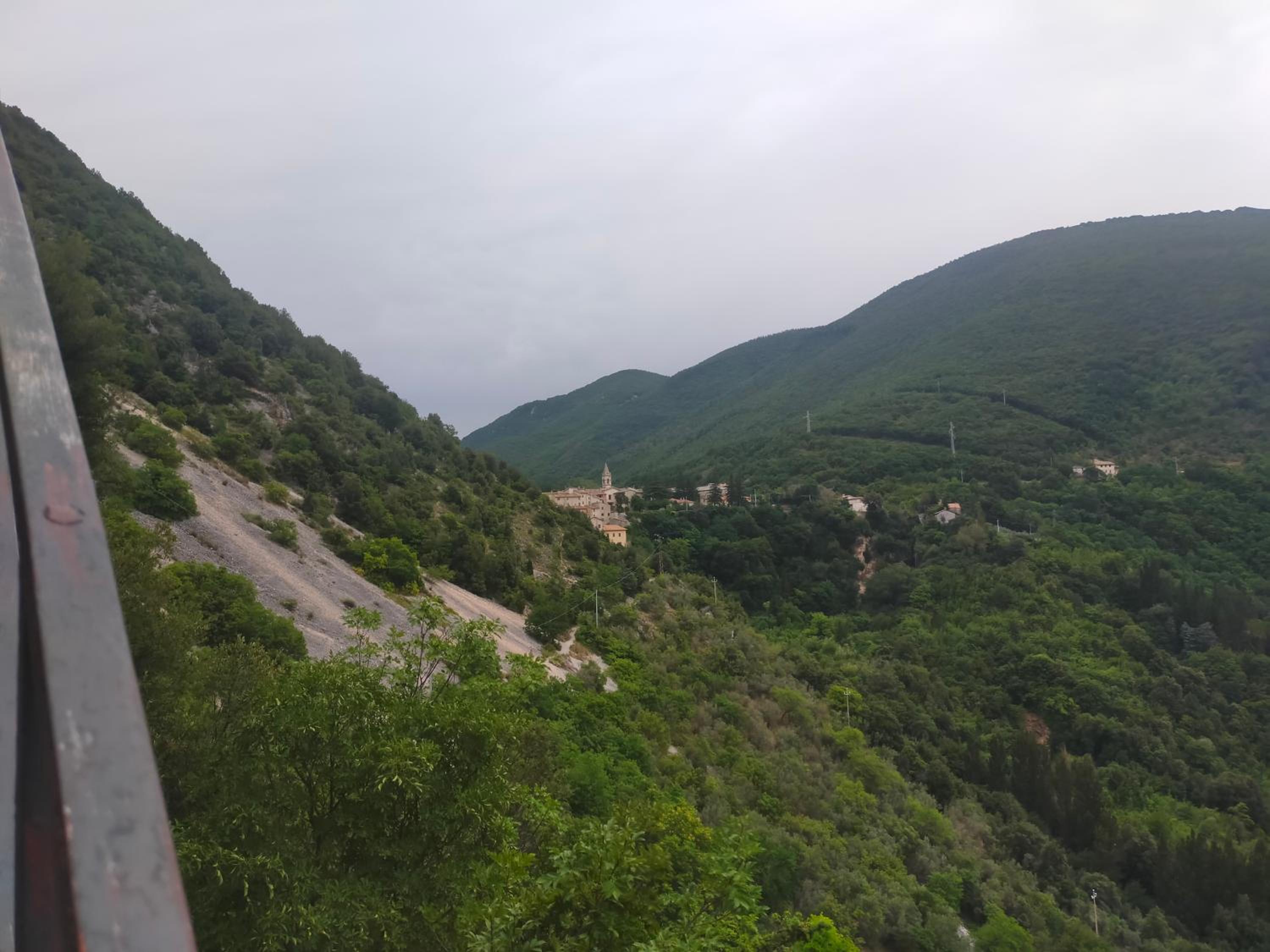 traivicolidifoligno view 3