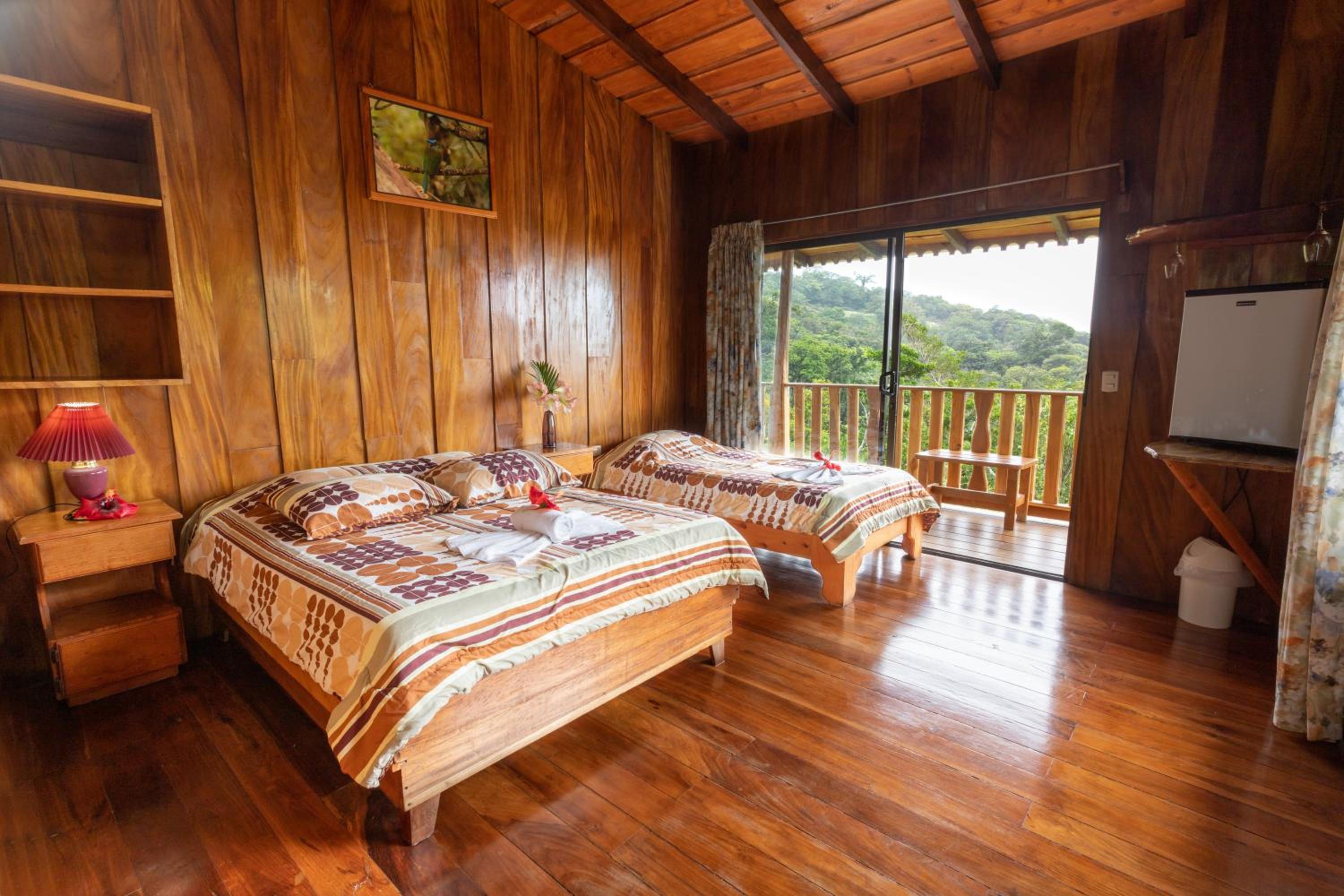 Cabinas Capulin & Farm