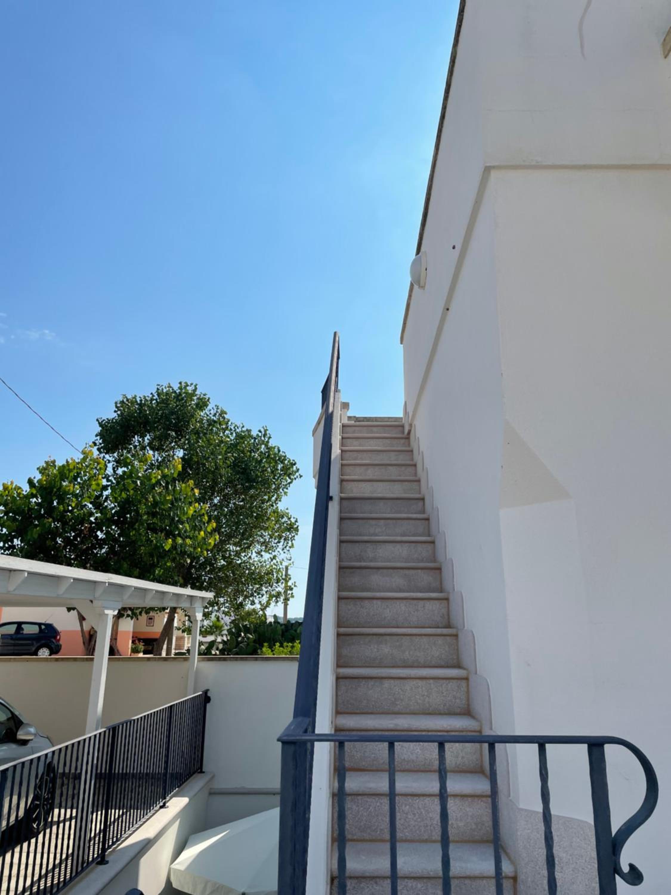 Le Stelle view 3