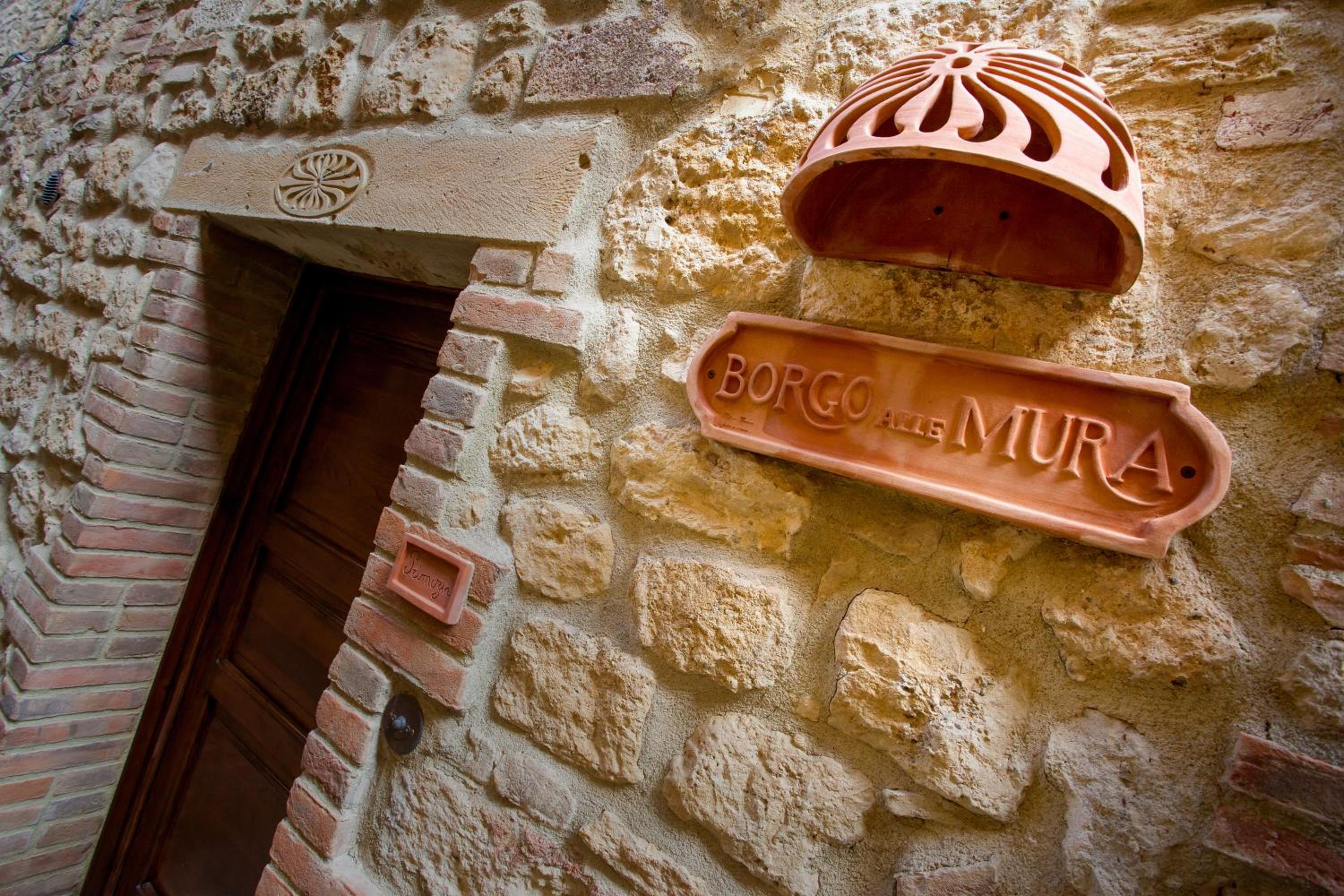 Borgo alle Mura