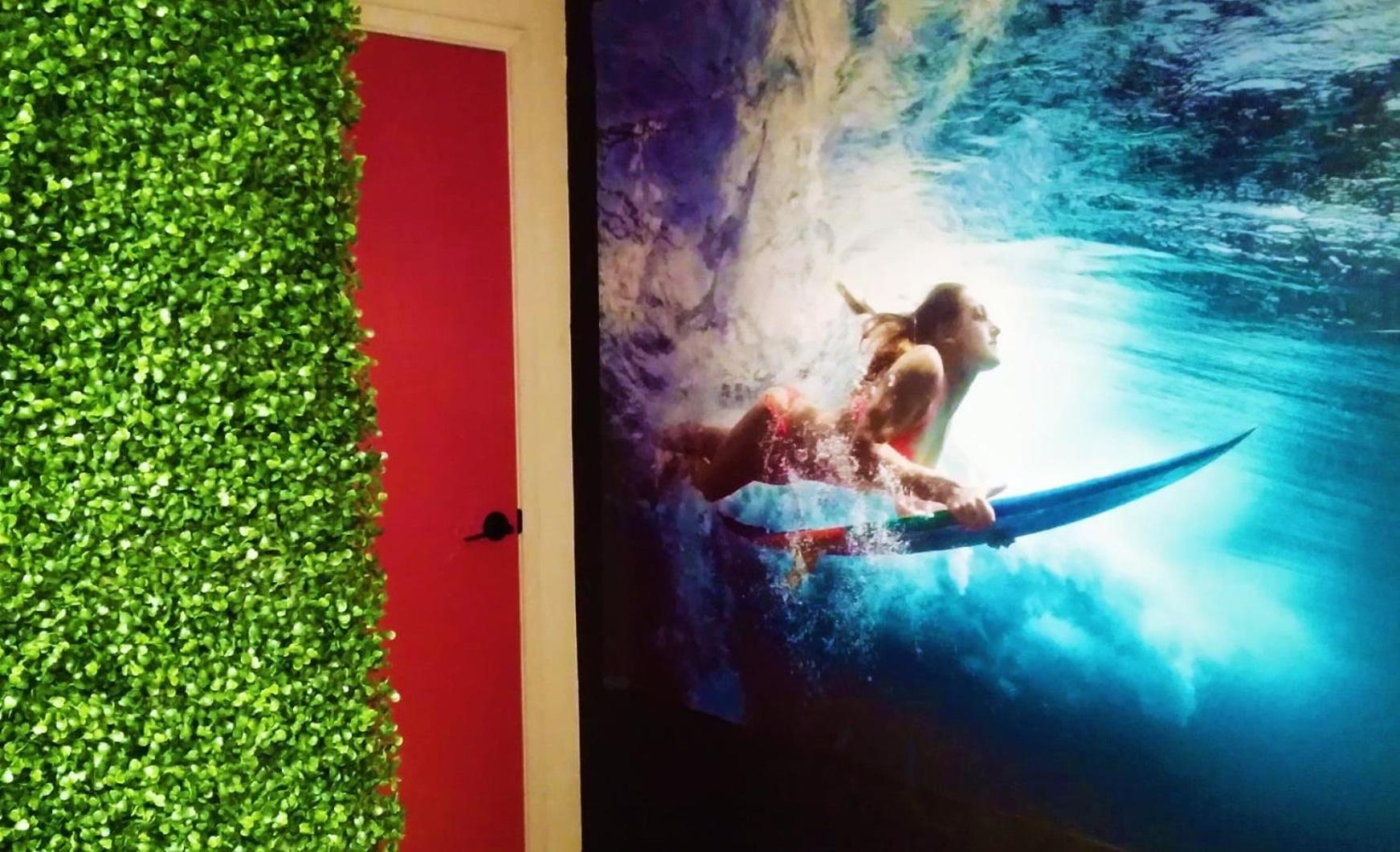 Tequila Sunrise Hostel Surfers Paradise view 3