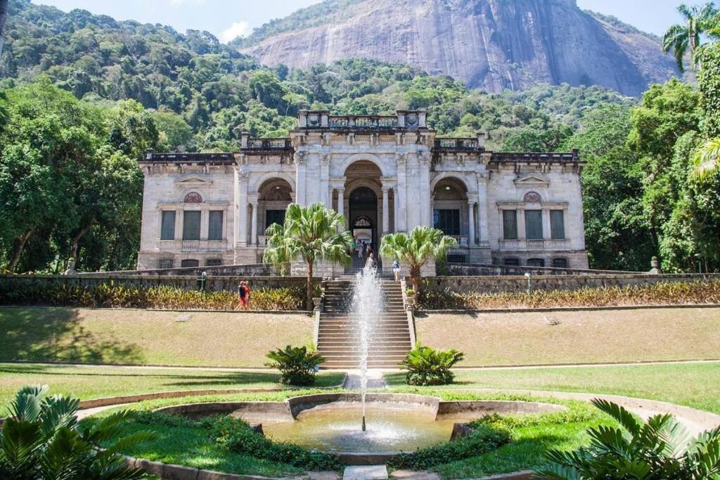 Flor de Copacabana - Praia, Privacidade e Conforto