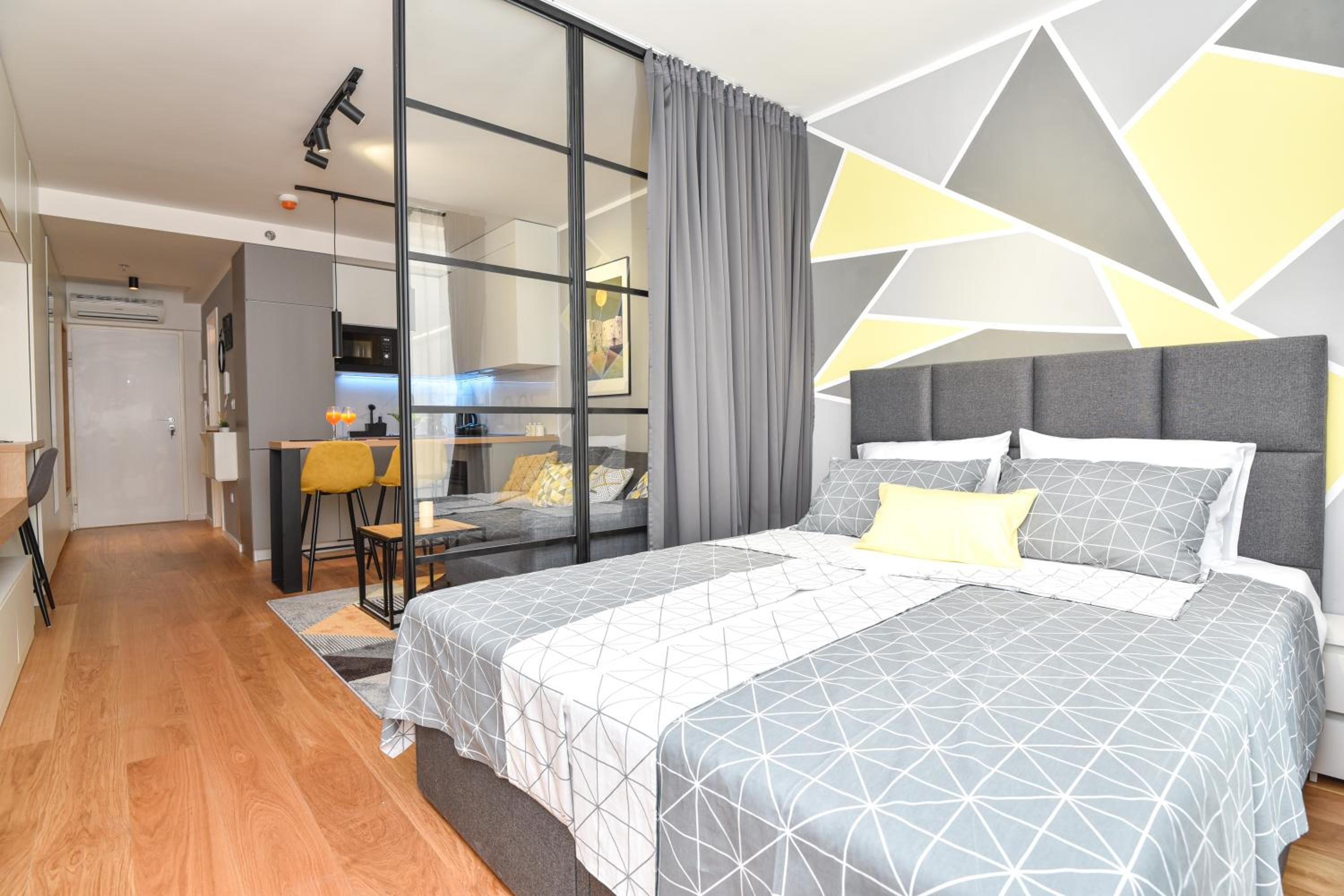 Studio apartment Bee One