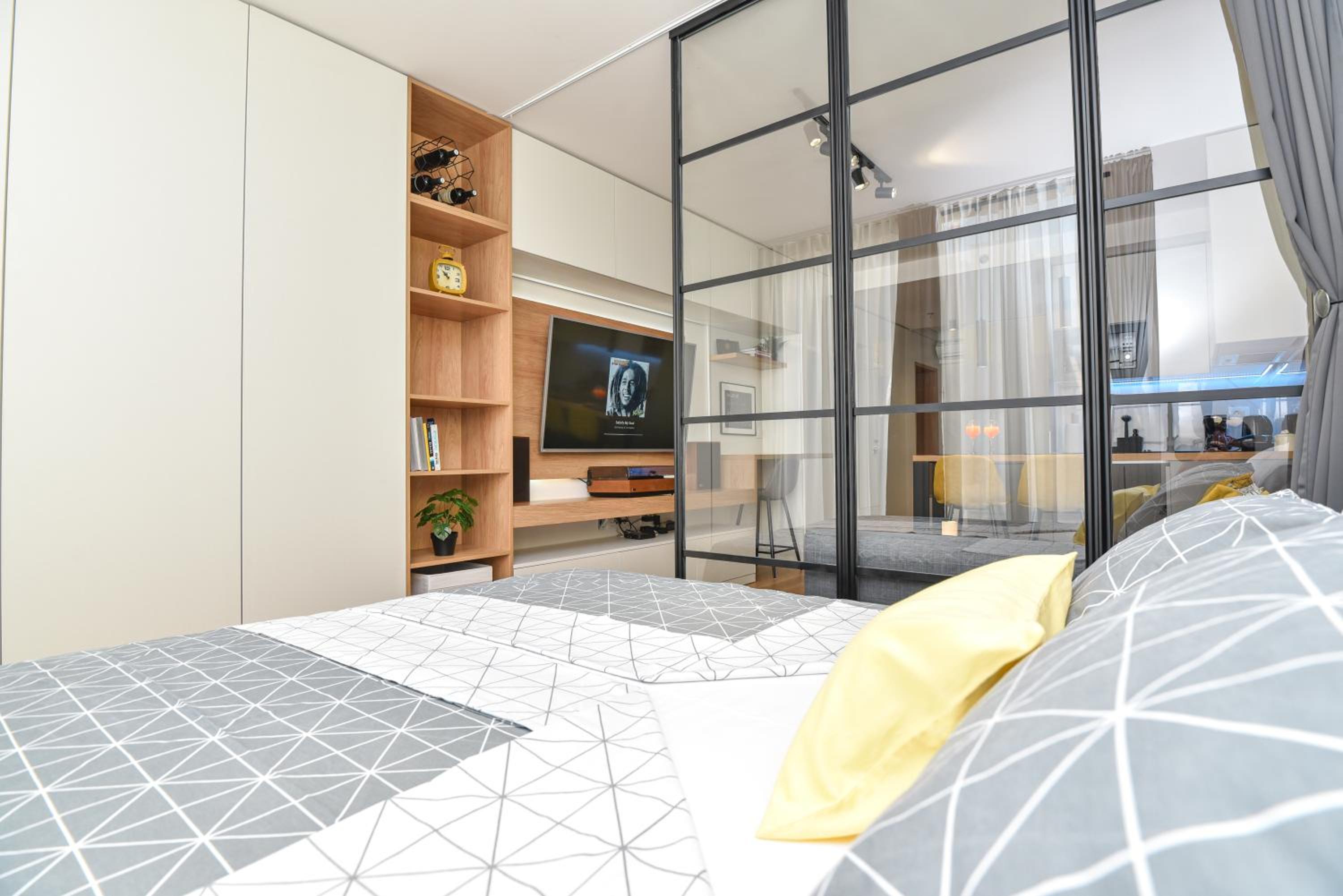 Studio apartment Bee One