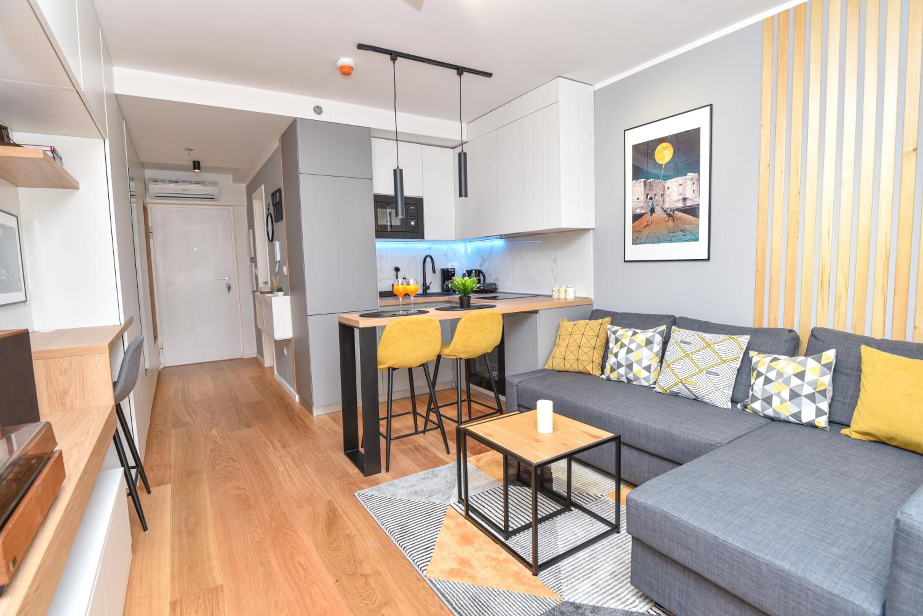 Studio apartment Bee One