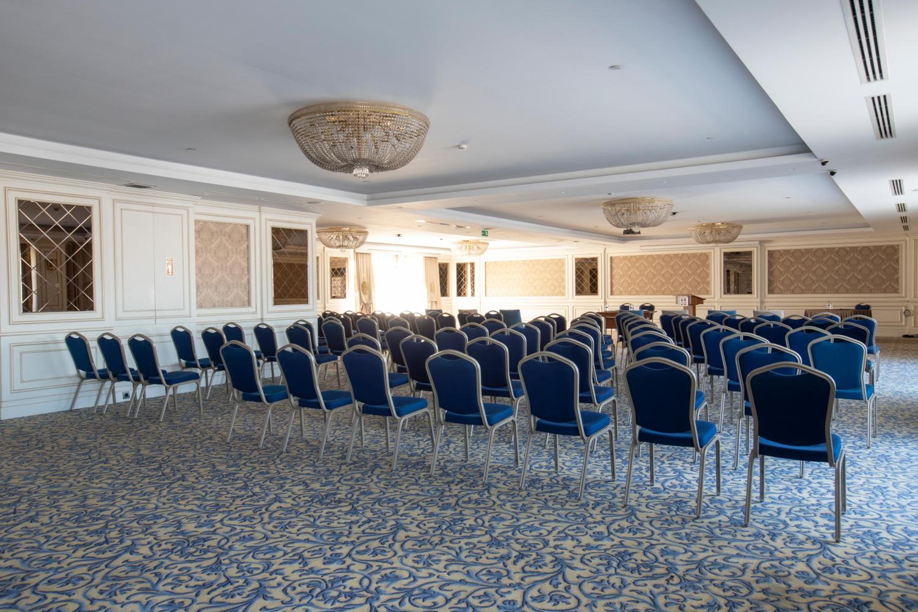 Ramada Otel & Suites by Wyndham İstanbul Merter - Image 58