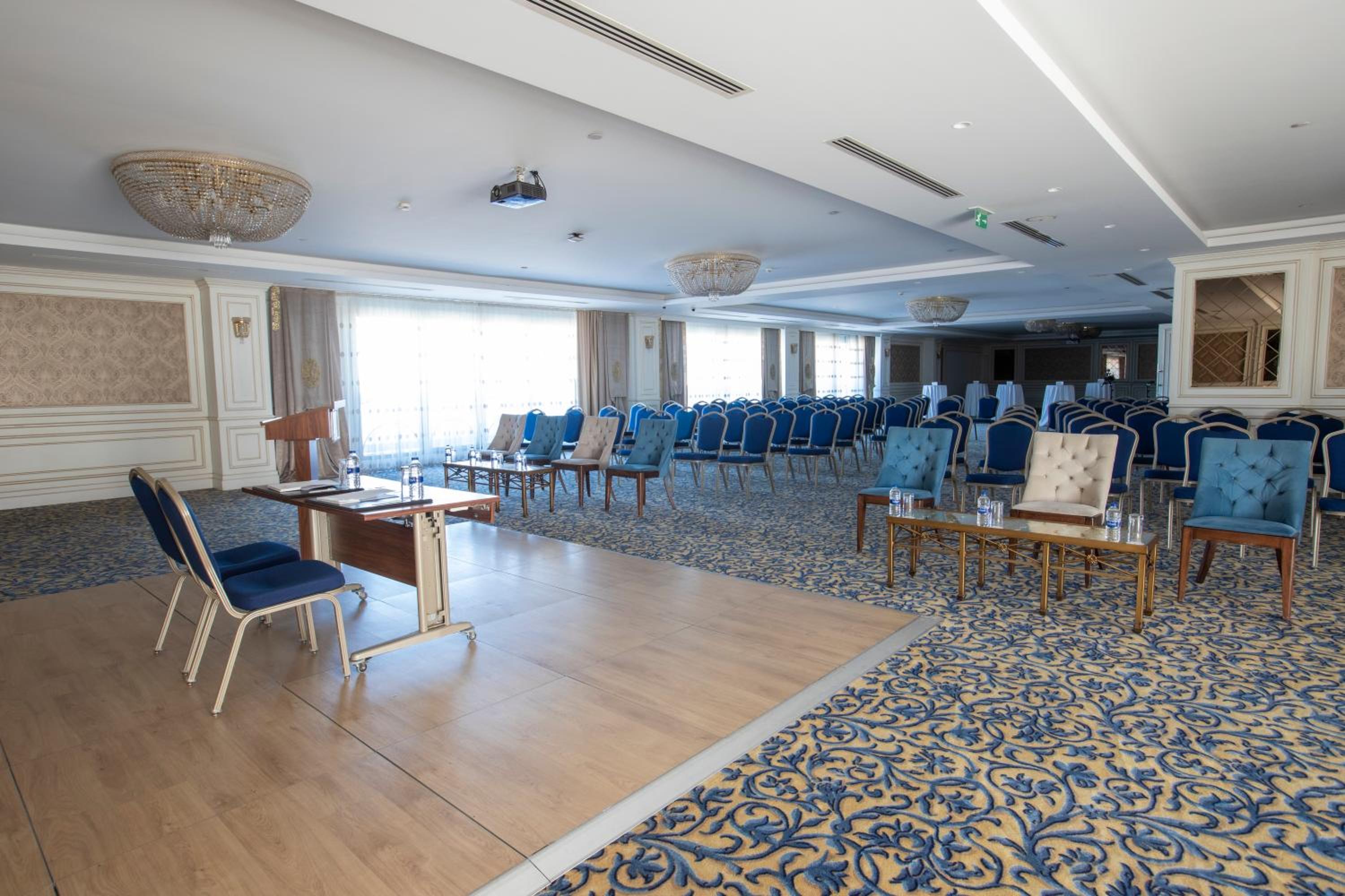 Ramada Otel & Suites by Wyndham İstanbul Merter - Image 60