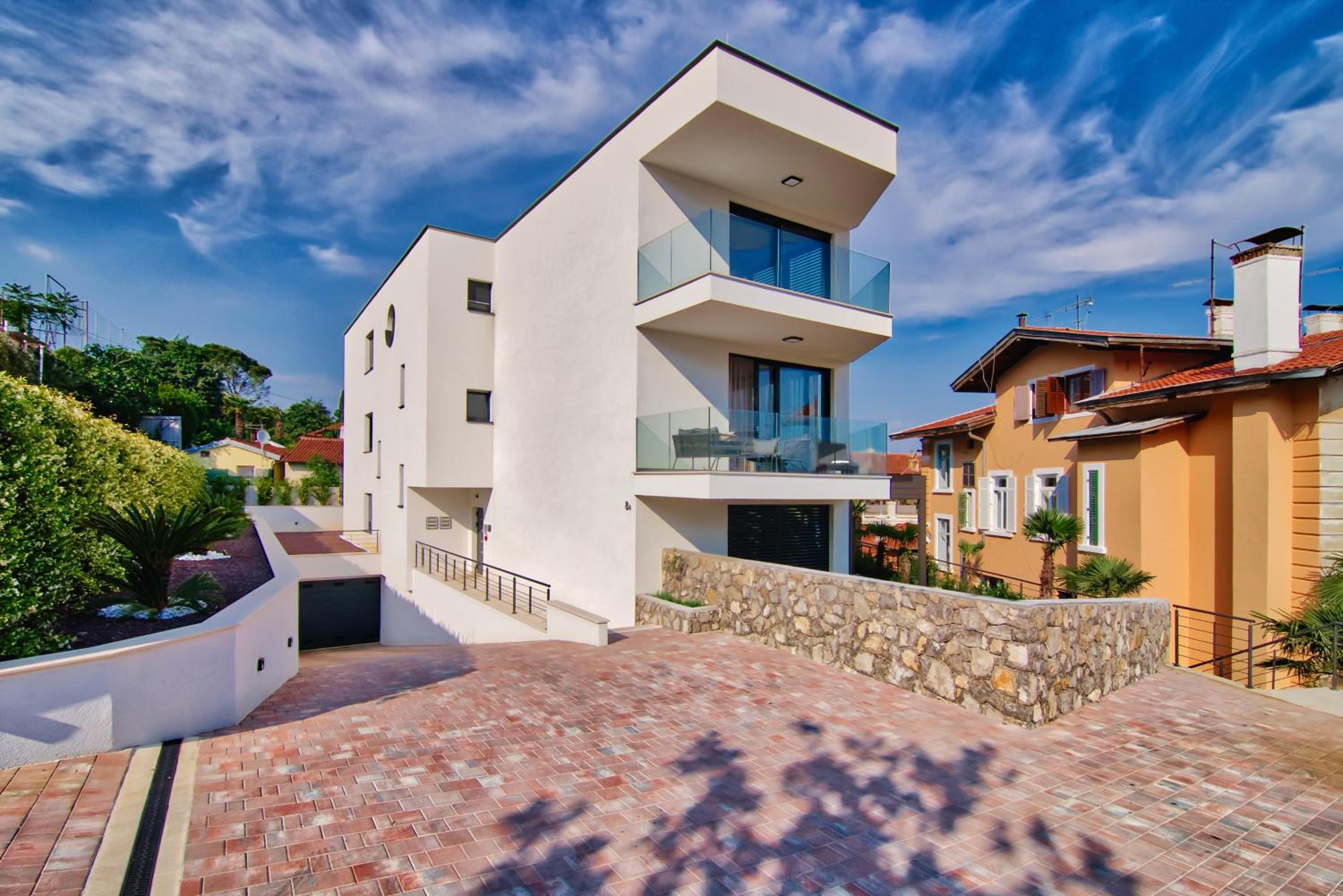 Hotel ENA, Luxury Apartments Opatija - Image 1