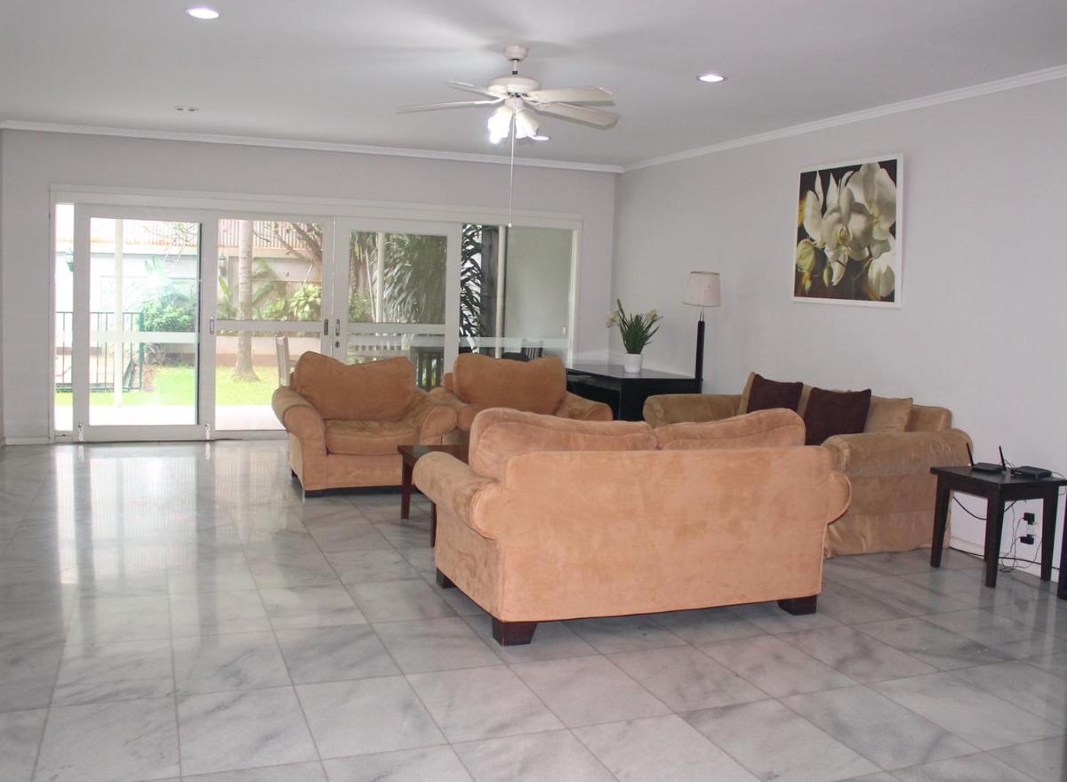 Kemang Utara Creative Villas view 2