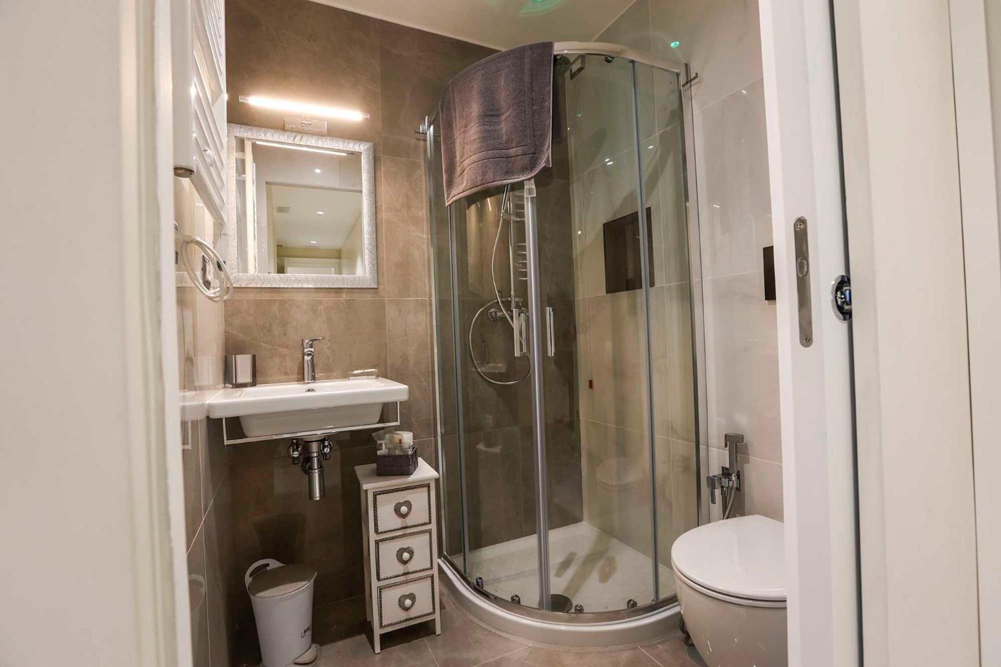 CASA LILI ROMA, Bed and Breakfast