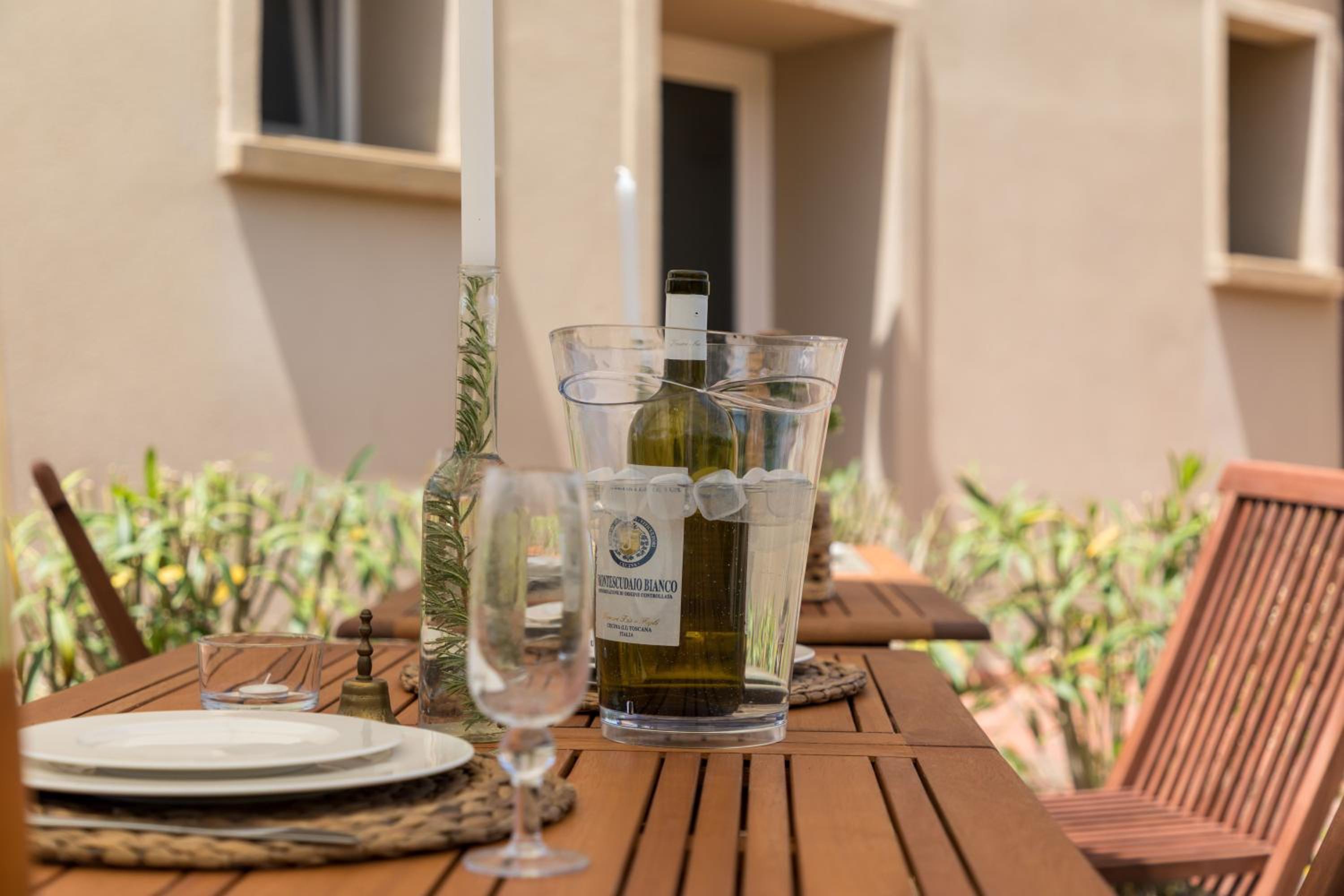 Agriturismo Sant Elmira - Relax with external Jacuzzi view 4