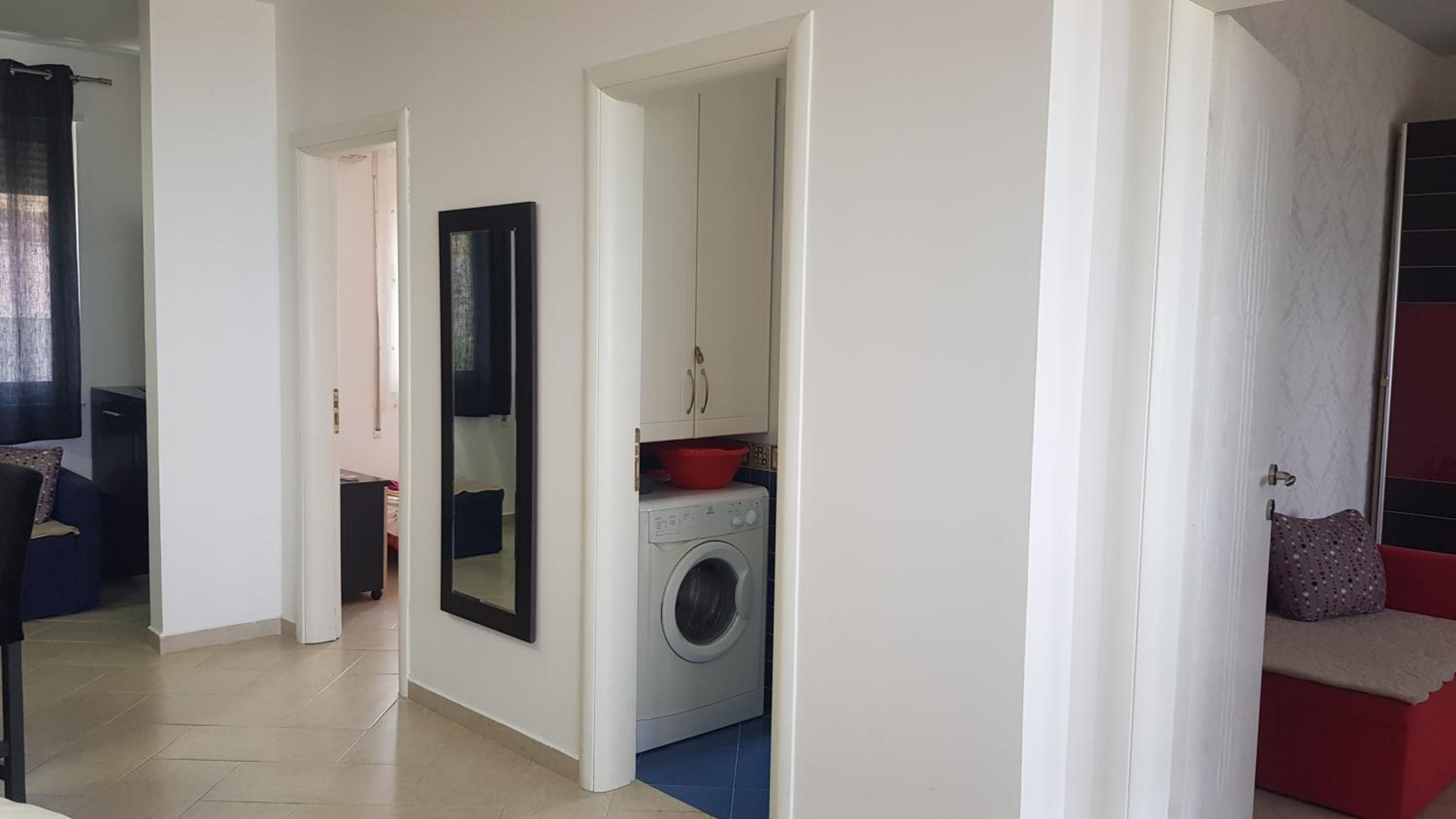 M&I Beach Apartment with Sea View