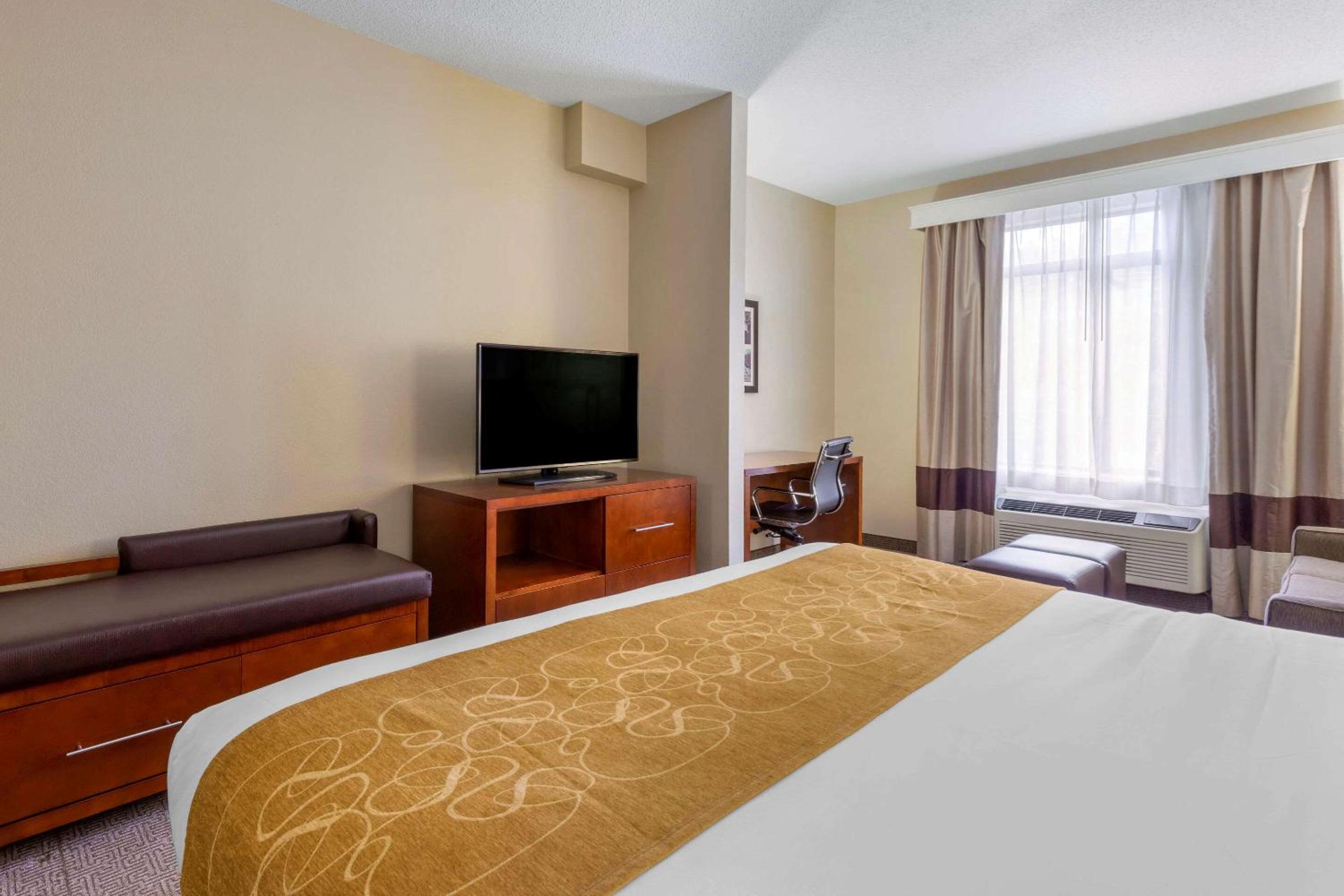 Comfort Suites Boone - University Area