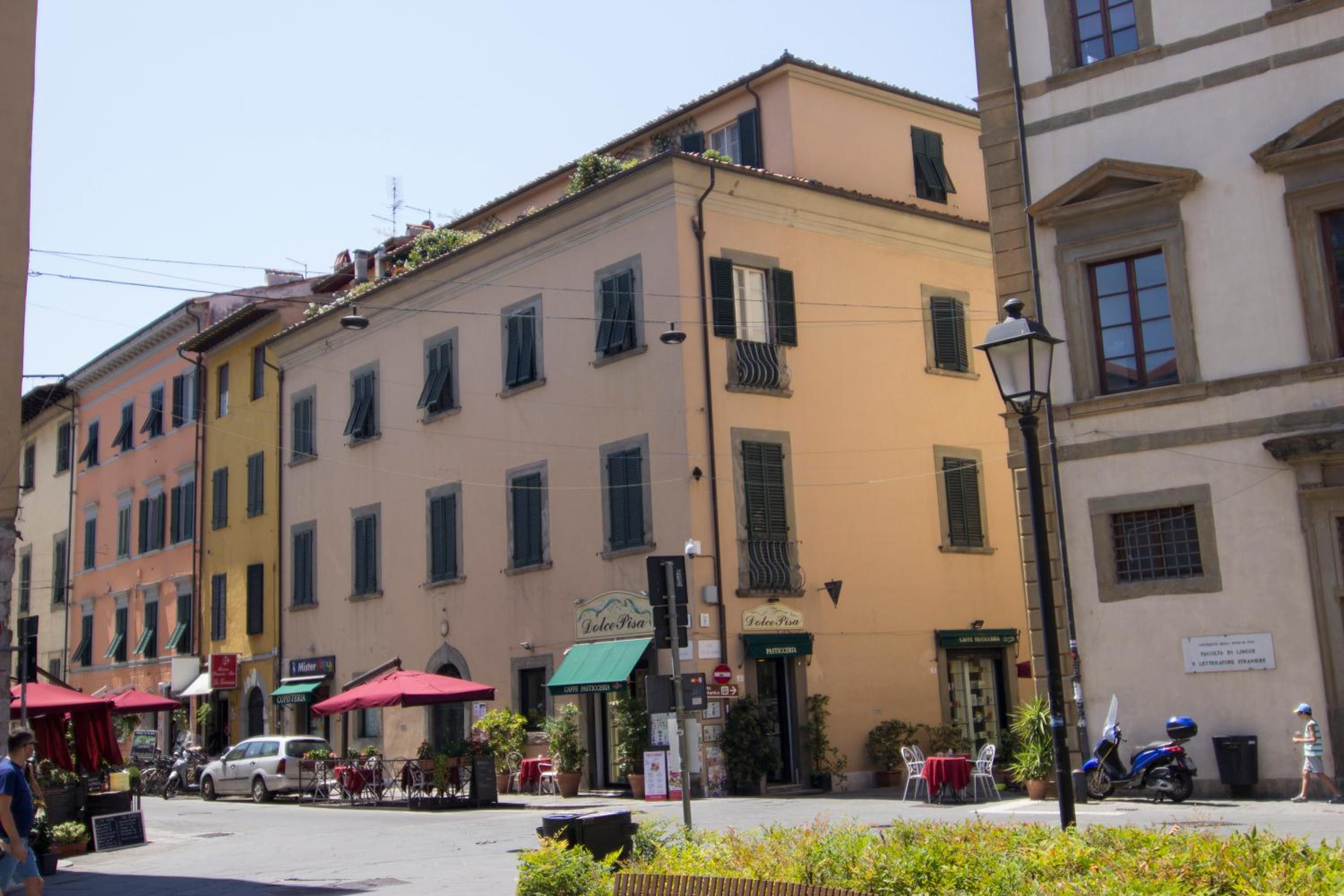 Hotel B&B 7 Rooms - Image 1