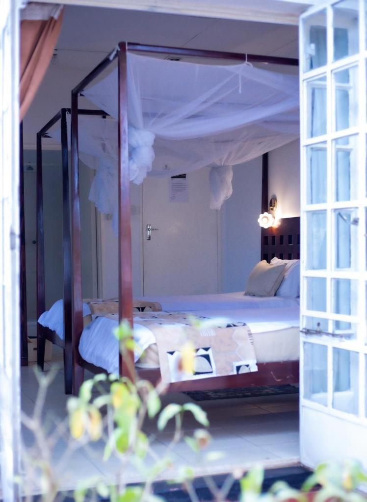 The Ad Lib Executive lodge