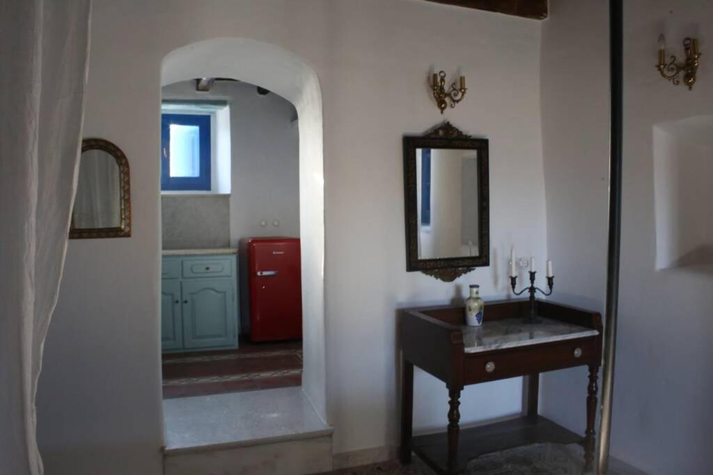 Kato Koufonisi Stone House view 4