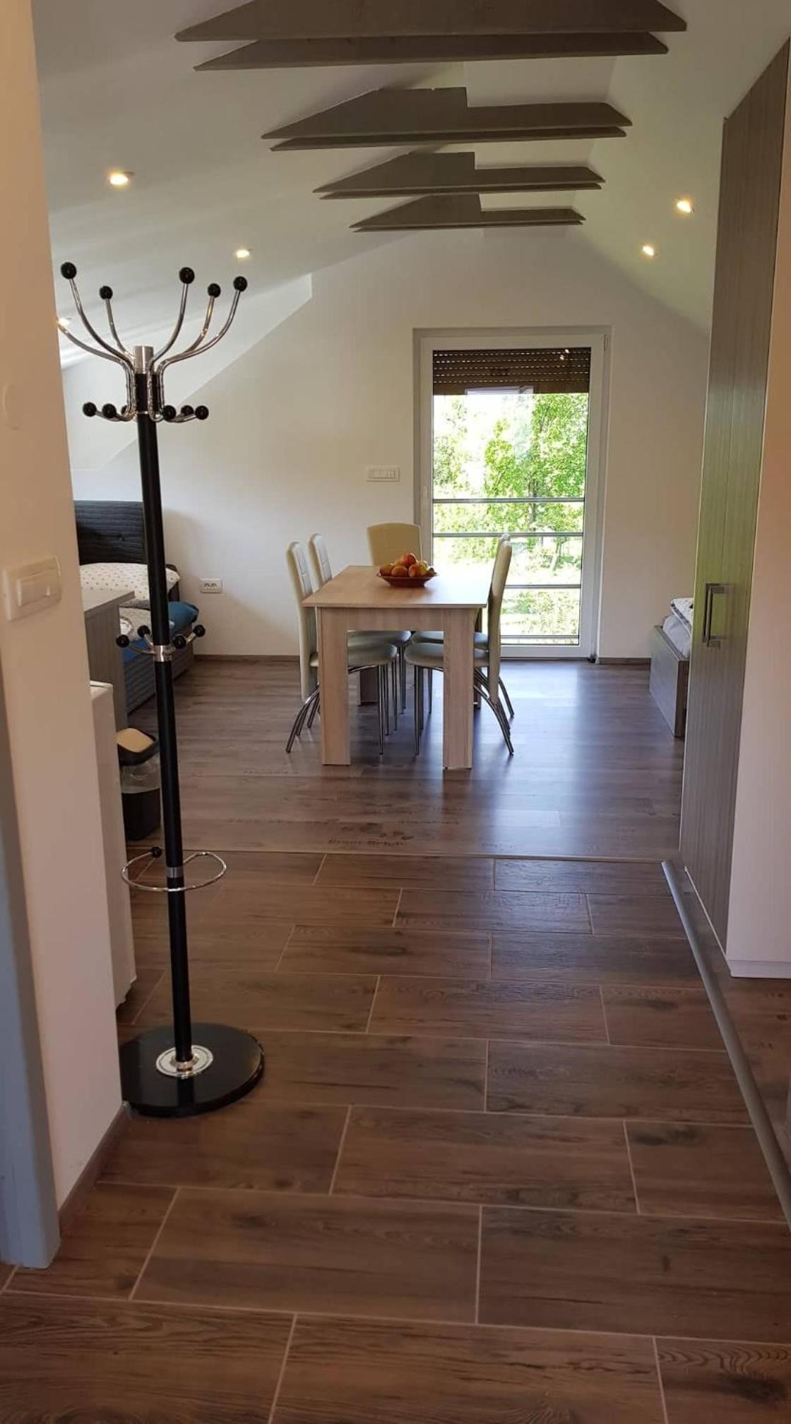 Apartma Cifra Begunje view 4