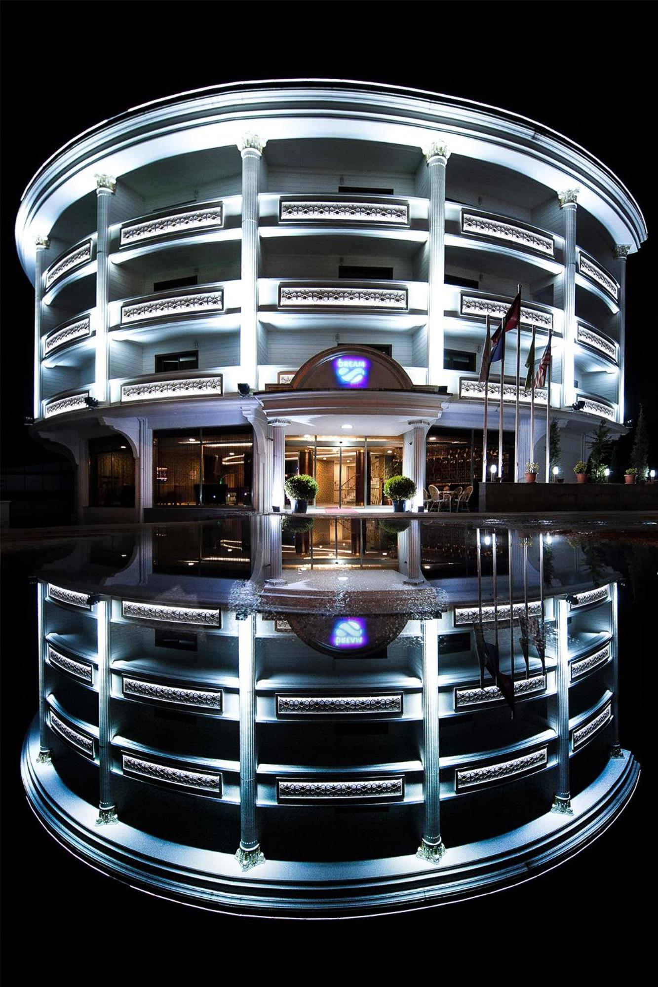 Hotel Zir Dream Thermal & Spa Hotel - Image 1