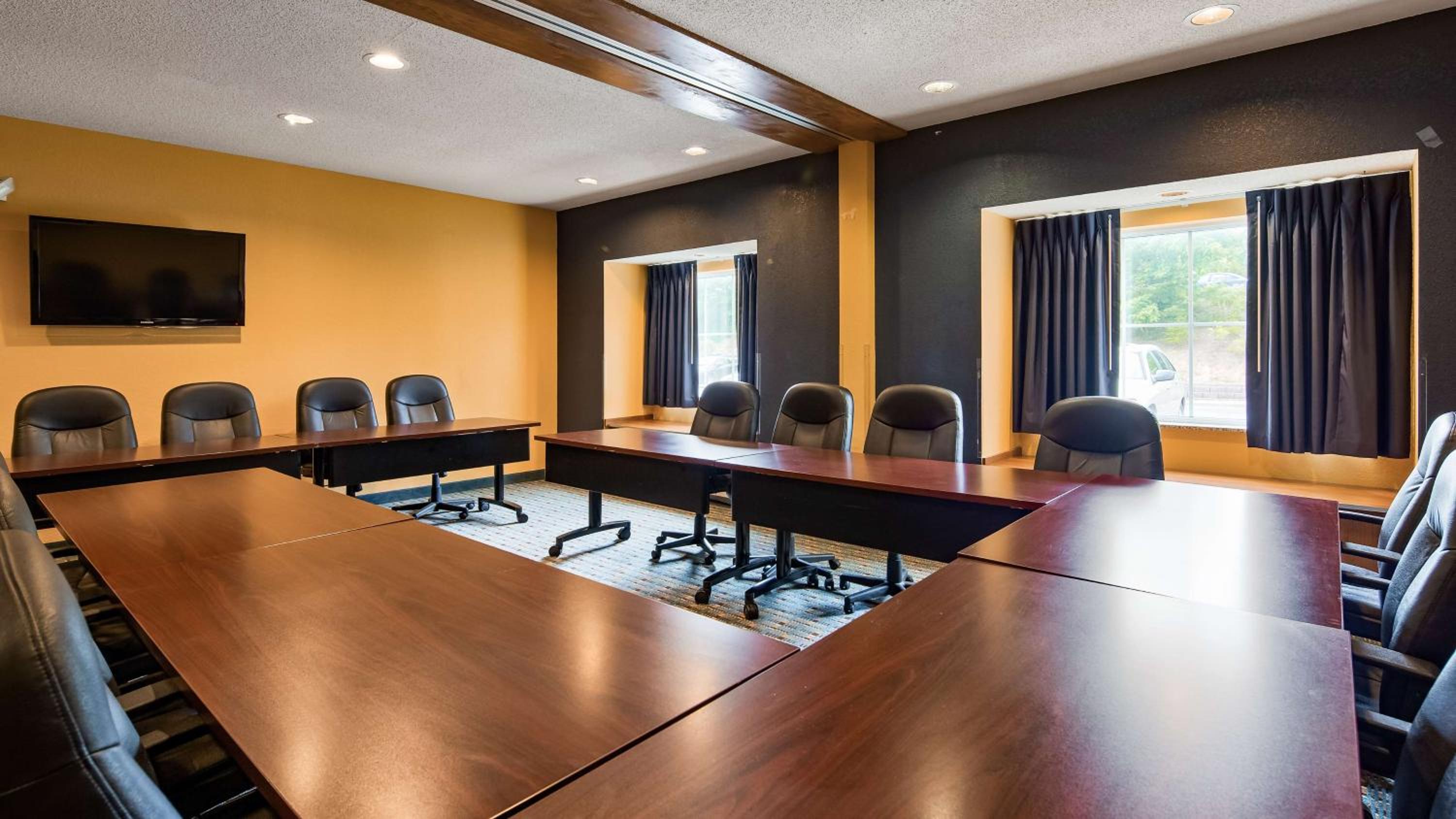 SureStay Plus Hotel by Best Western Keyser, Zdjęcie 19