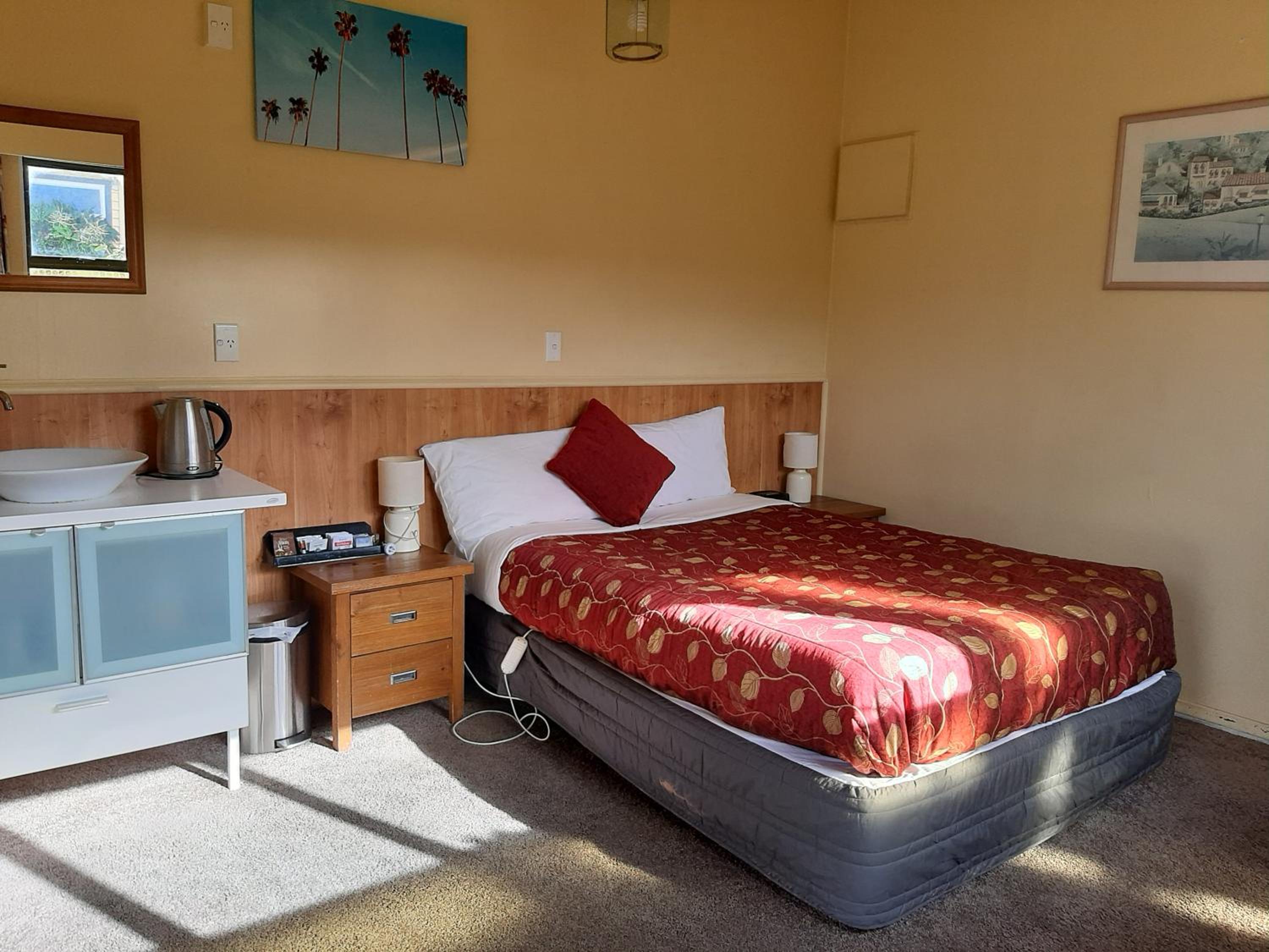Avana Suites