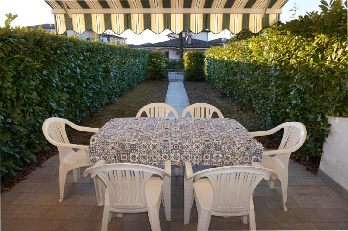 Cozy villa with private garden-Beahost