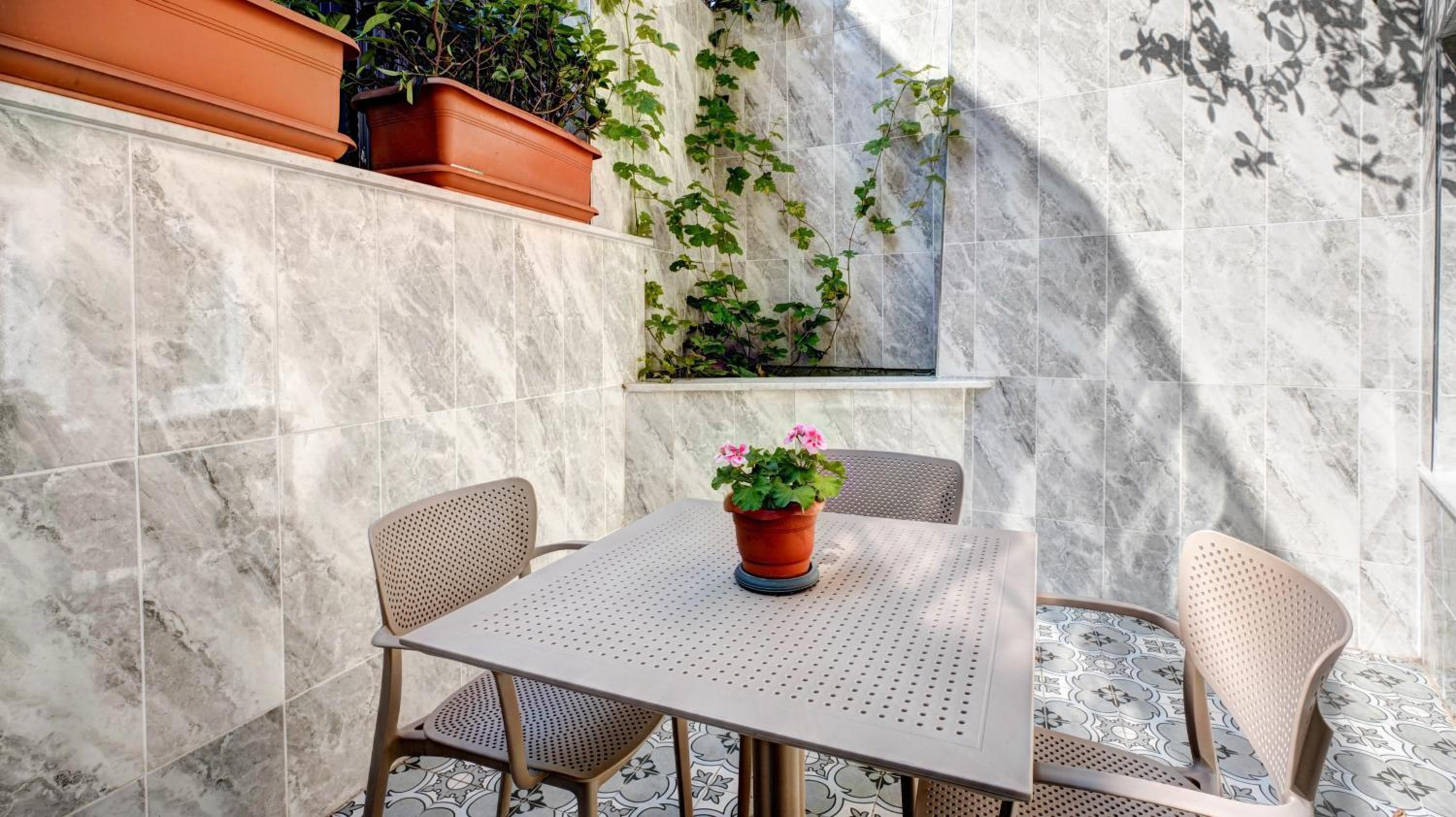 SEVEN ROSES APART OTEL - Image 13