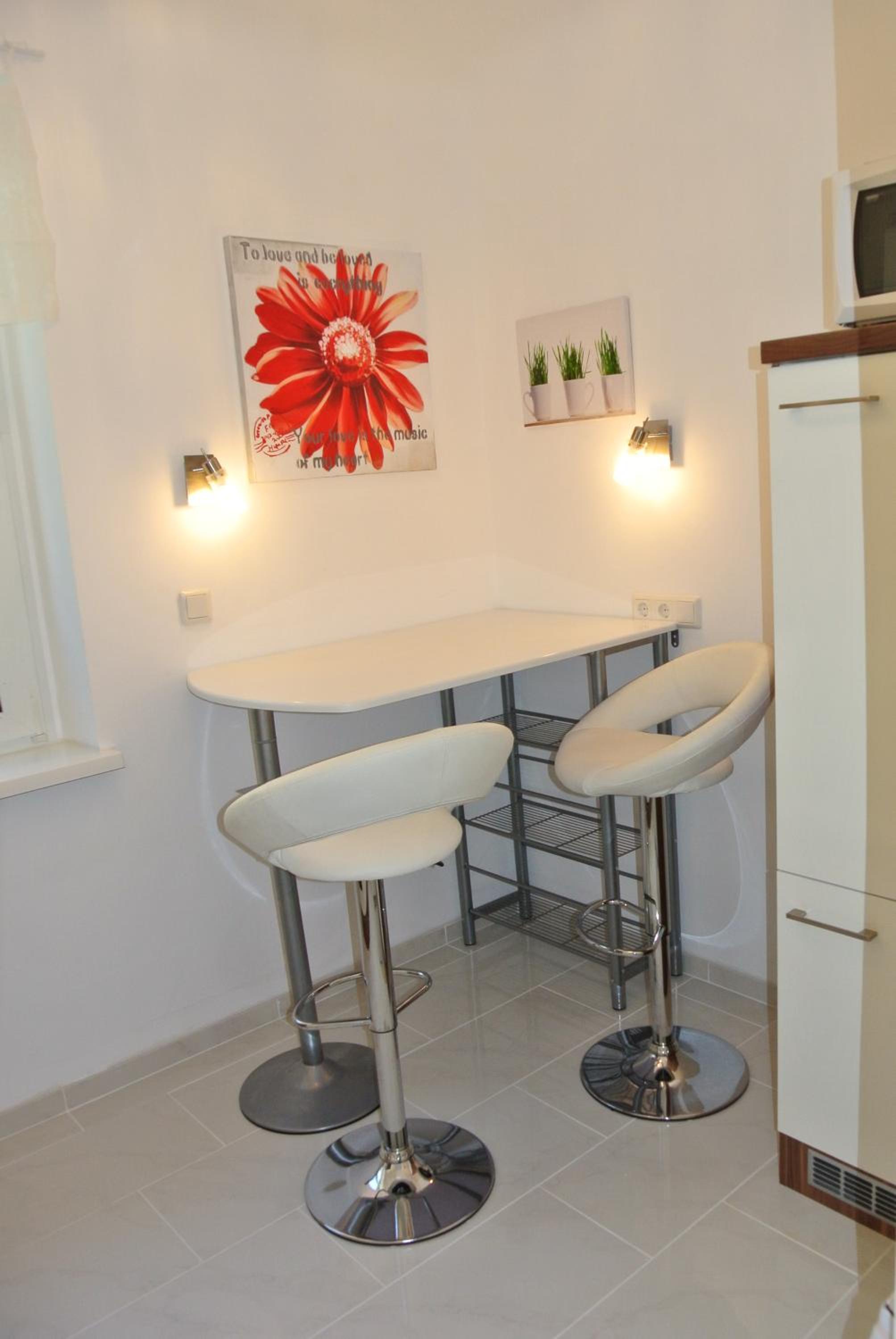 Apartment Paradies - U1 Station altes Landgut