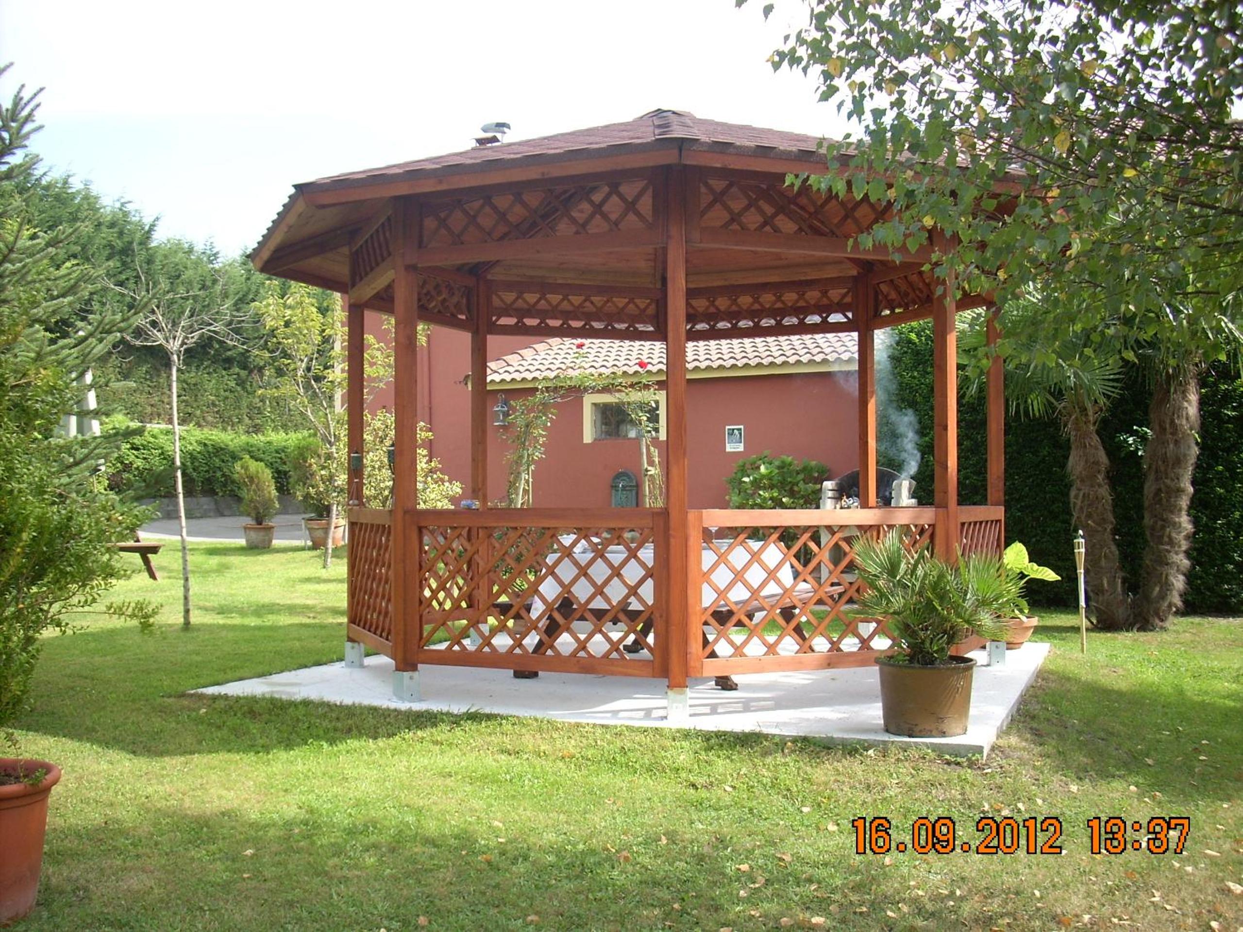 outdoor BBQ area