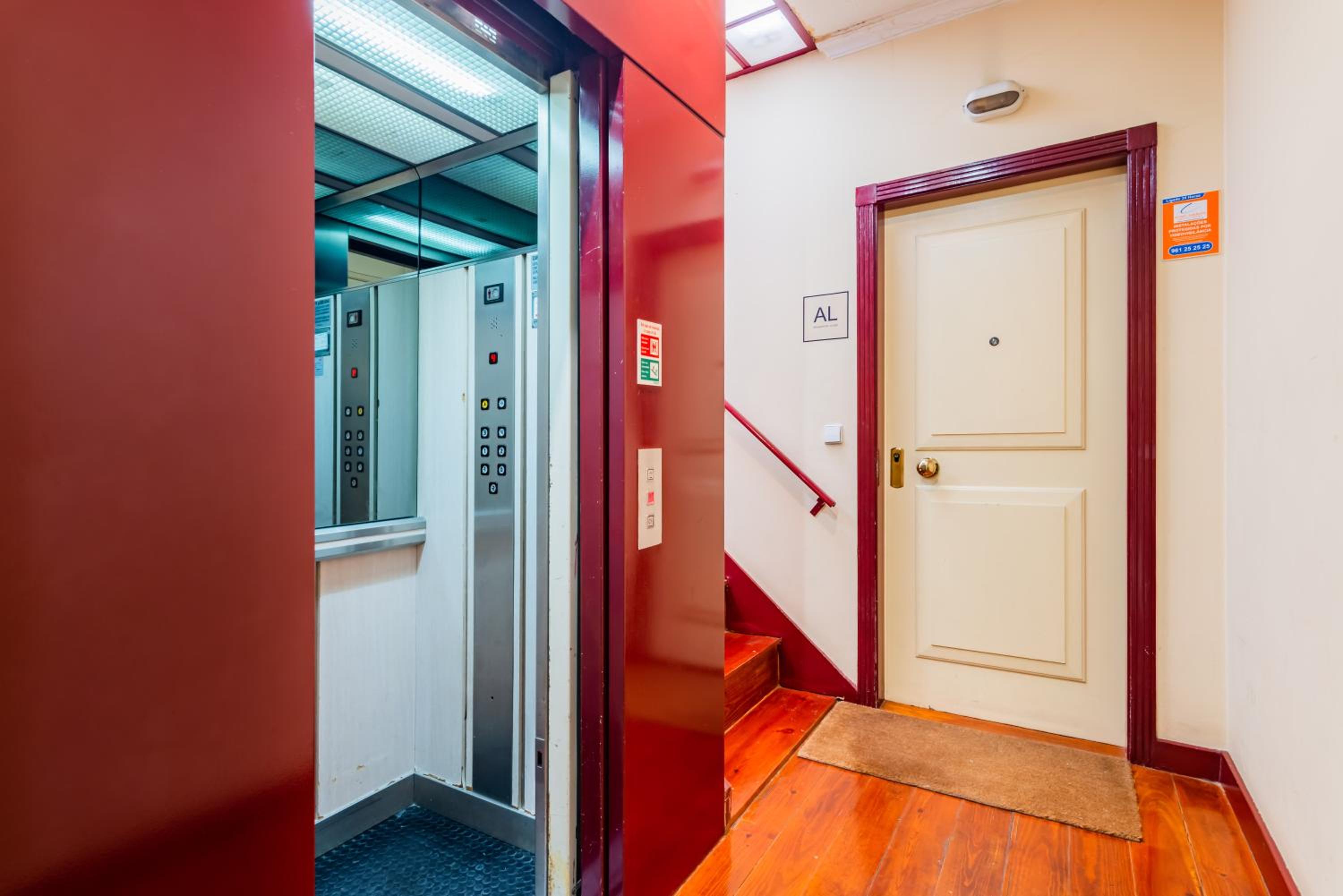 Photo 34