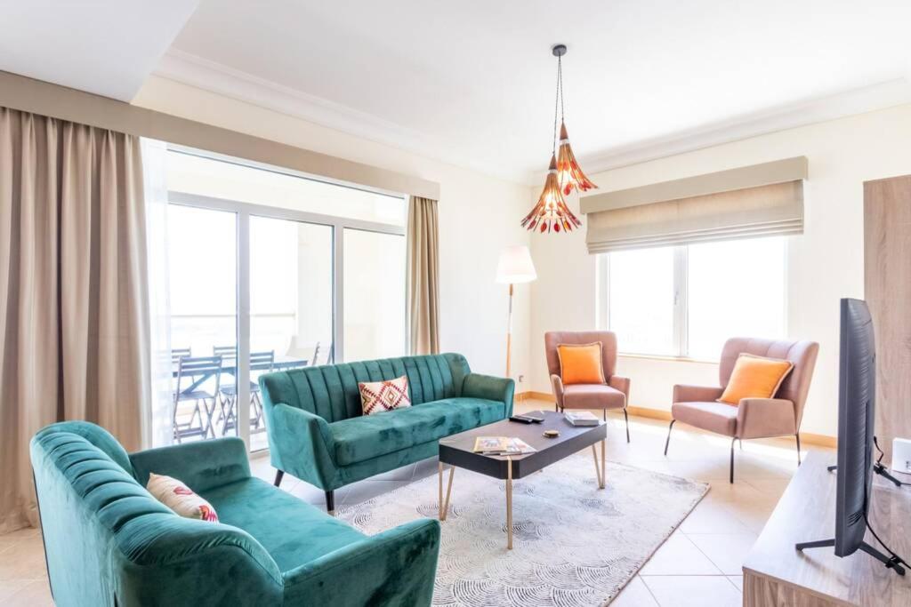 5 min walk to Five Palm -spacious (200M2) 3BR+kids