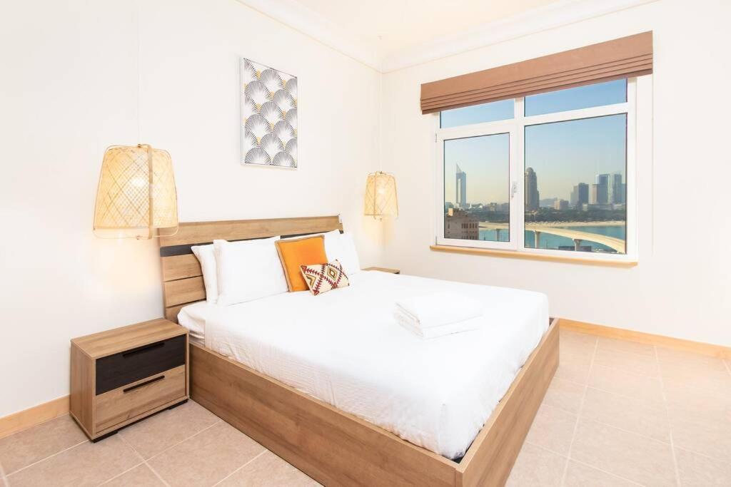 5 min walk to Five Palm -spacious (200M2) 3BR+kids