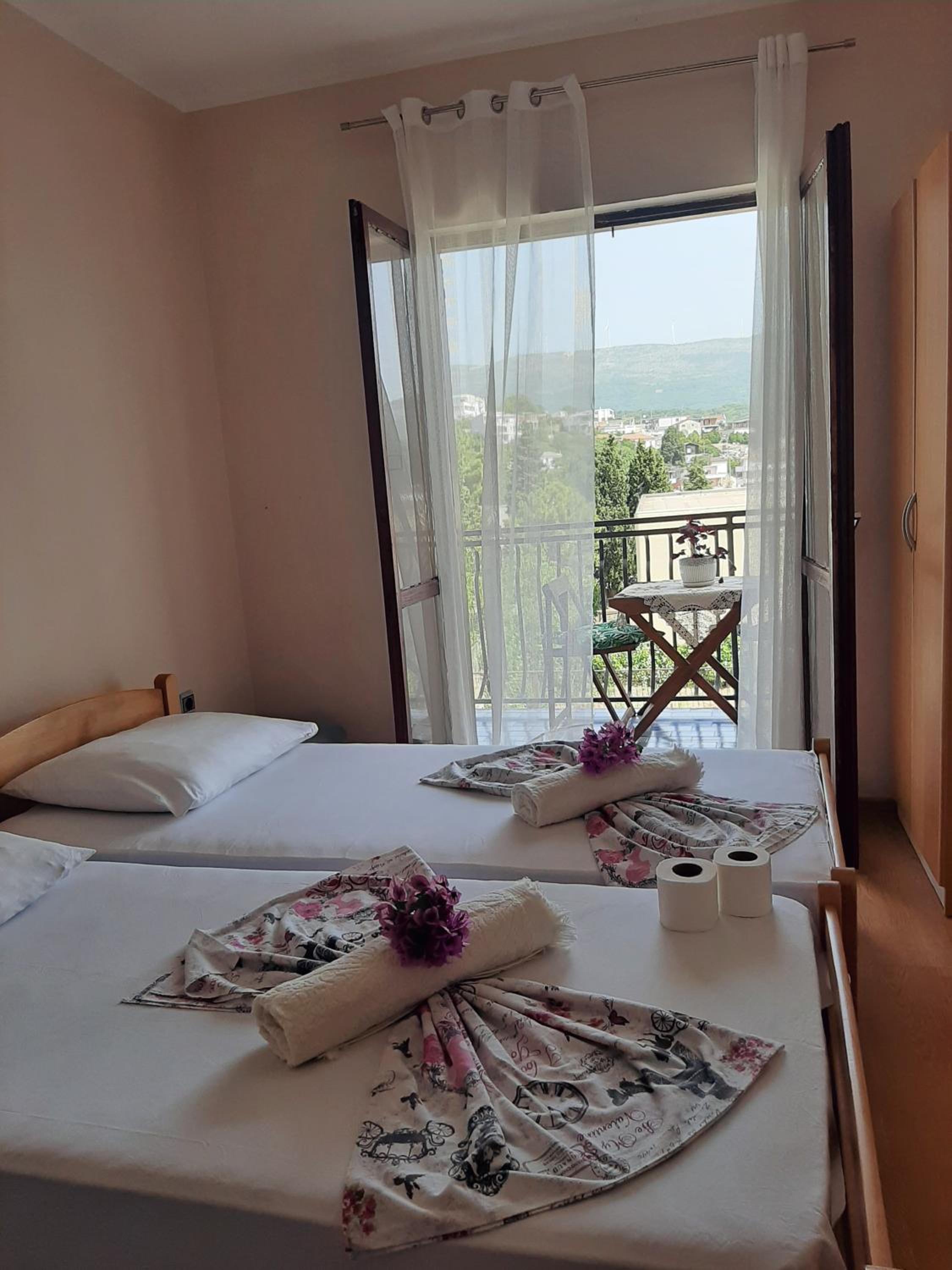 Guesthouse DONA