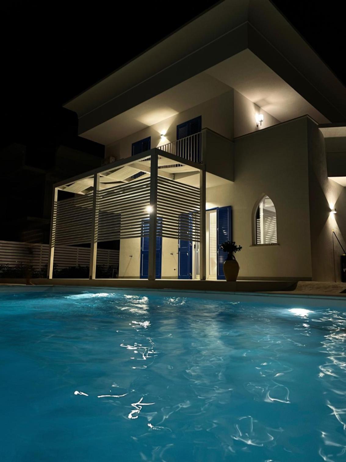 White Wall Home Scala dei turchi view 5