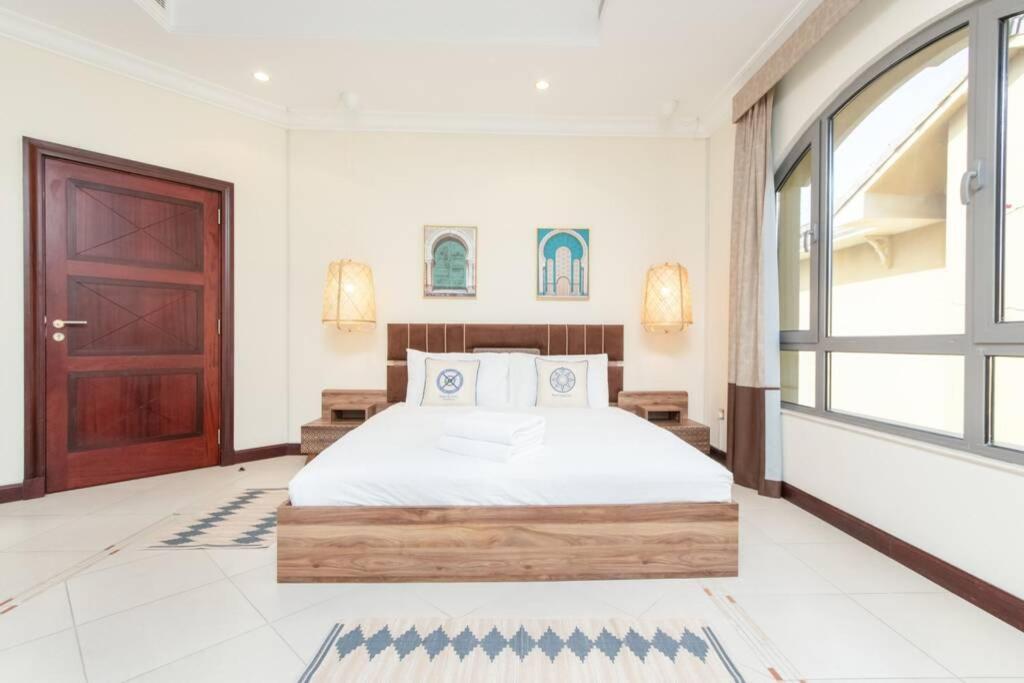 Villa Quinta on Palm Jumeirah - 5 BR + kids room